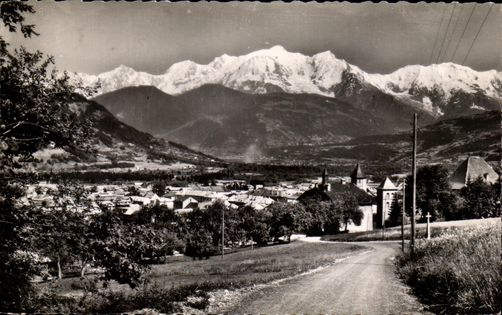 CPSM Sallanches (High Savoy) View and Mountain of the Mount Blanc