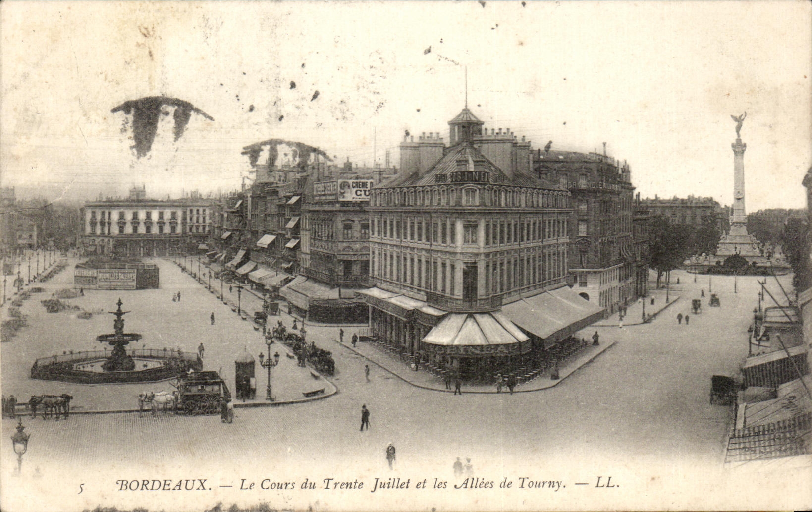 CPA Bordeaux Le Cours du Trente Juillet et les Allees de Tourny