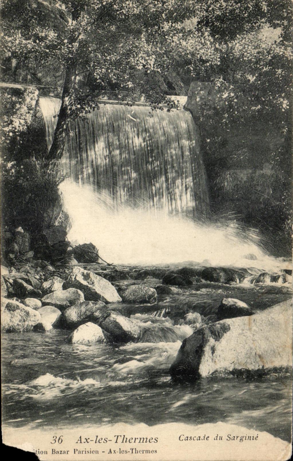 CPA Souvenir Les Ax Thermes Cascade du Sarginie