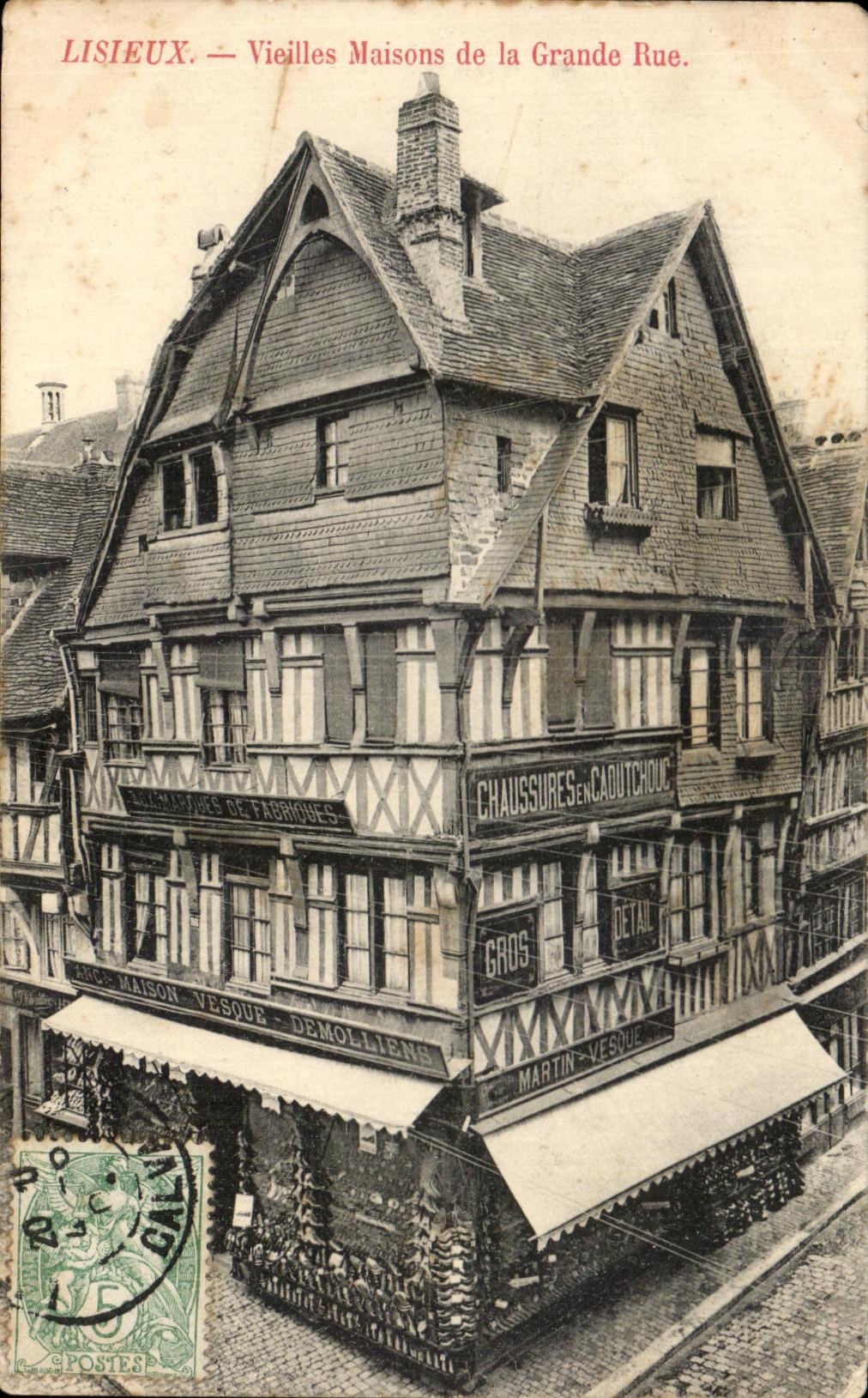 CPA Lisieux Vieilles Maisons de la Grande Rue Maison Vesque