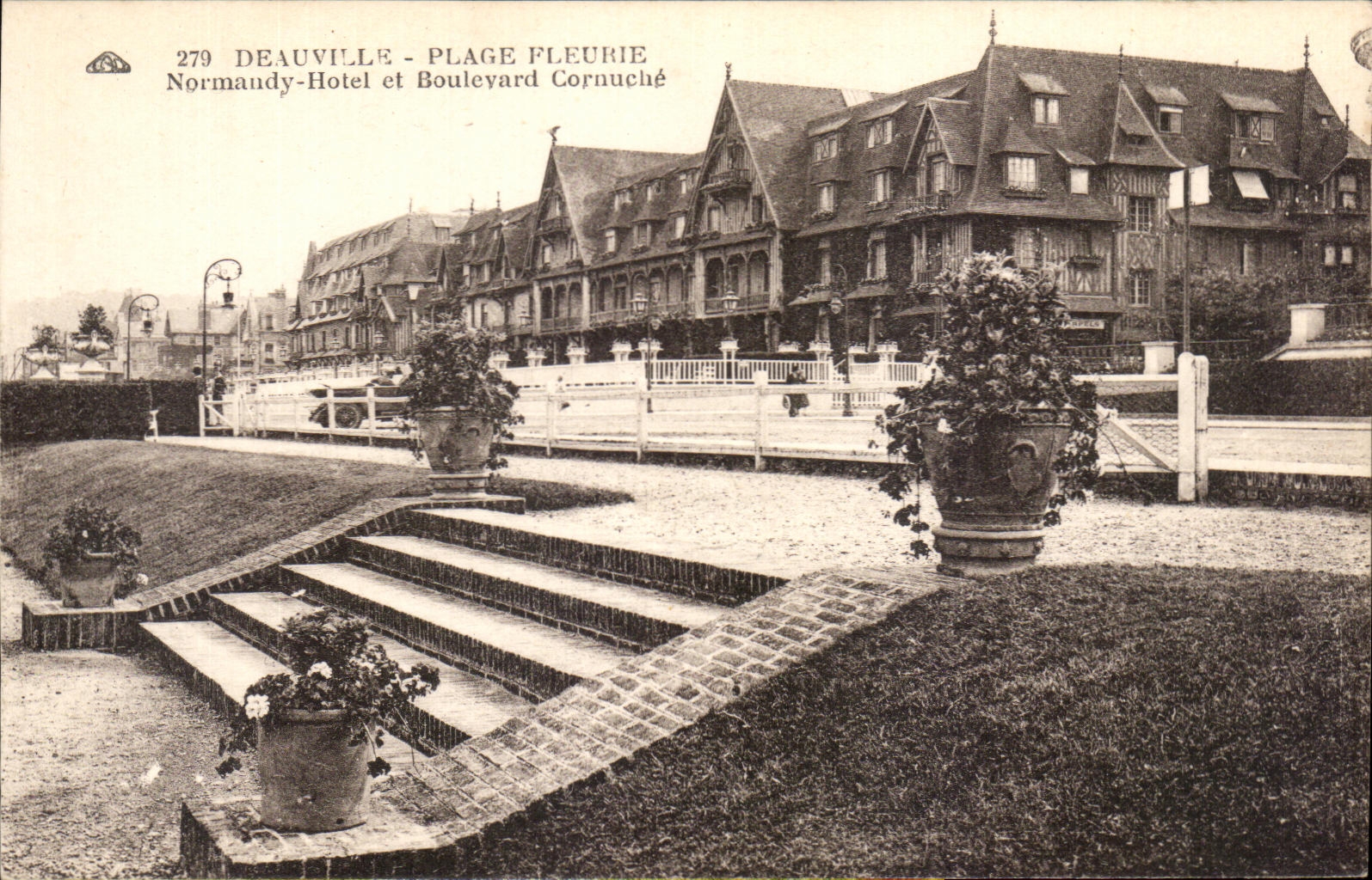 CPA Deauville Flowered Beach Normamdy Hotel and Boulevard Cornuche