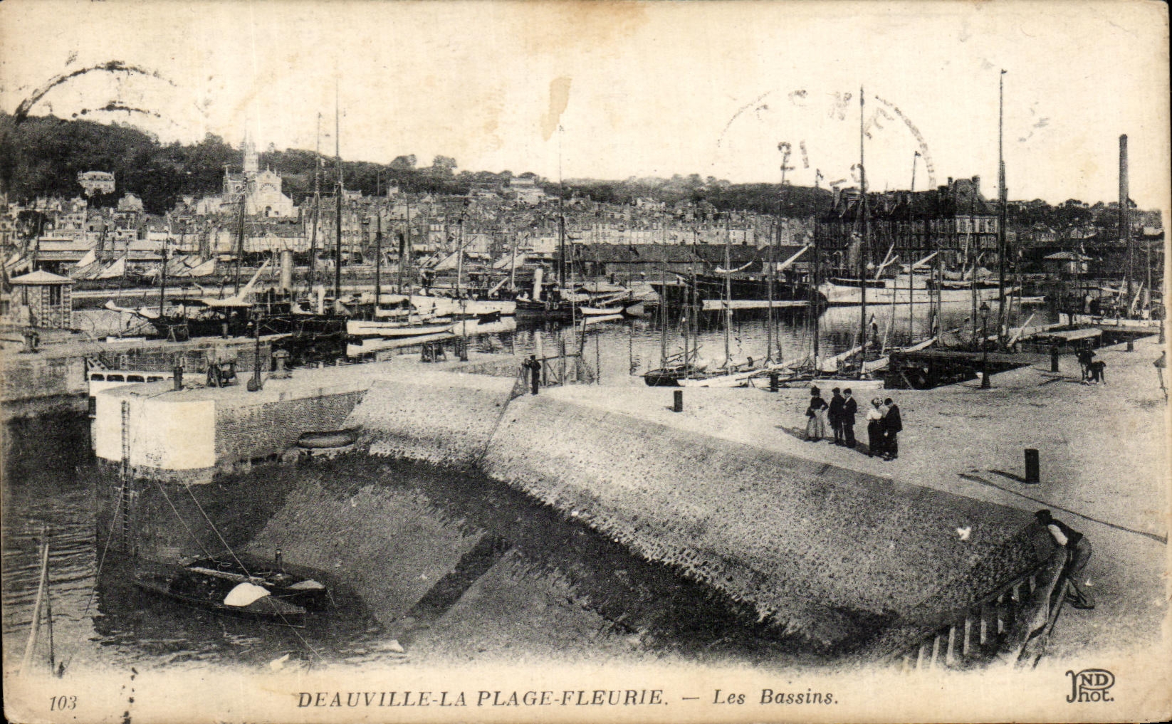 CPA Deauville the Flowered Beach the Basins Boats