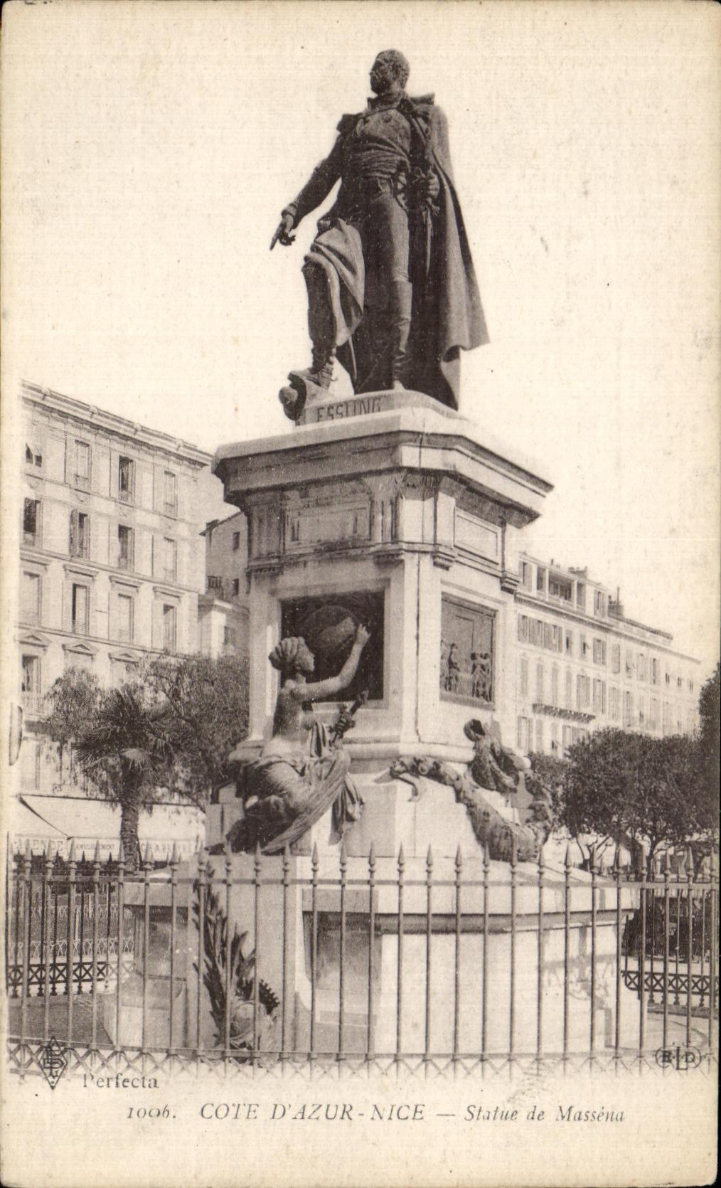 CPA dimensiona Niza la estatua azul de Massena
