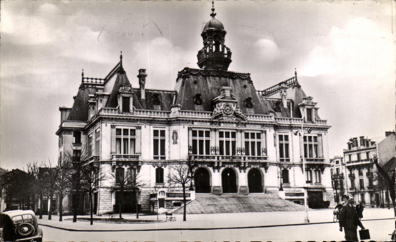 CPA Vichy L Hotel de Ville