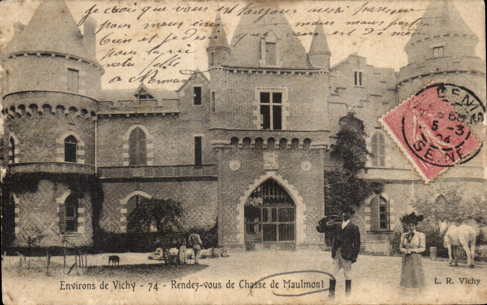 CPA Environs of Vichy Return of Hunting of Maulmont