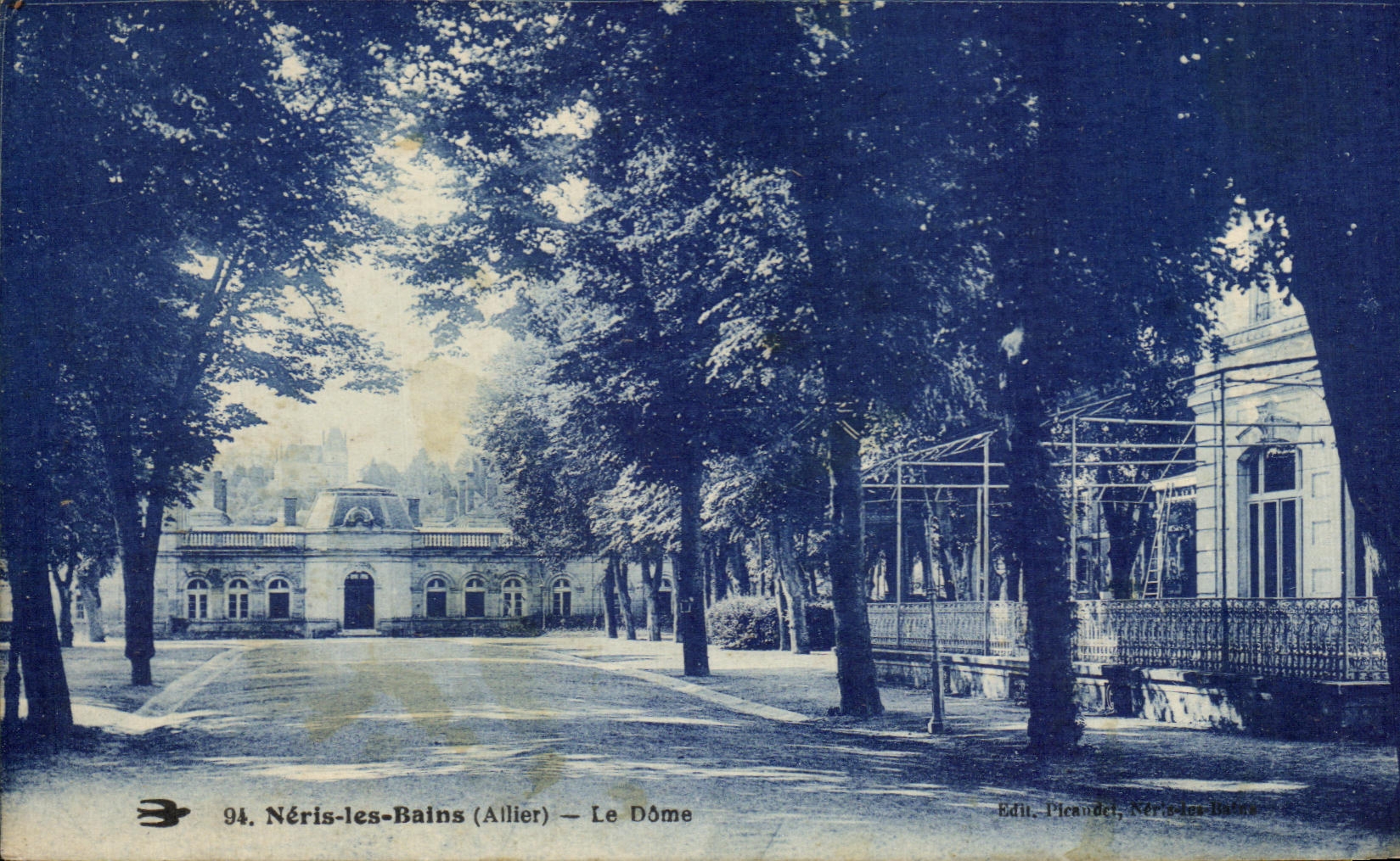 CPA Neris les Bains the Dome