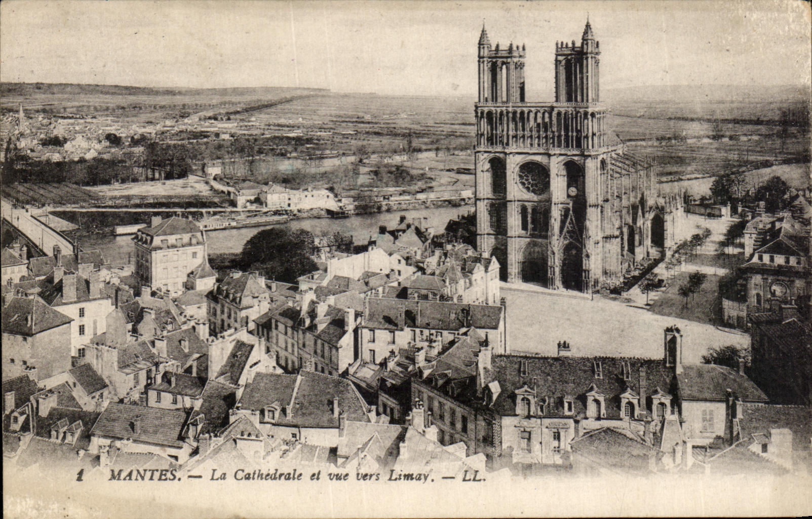 CPA Mantes La Cathedrale et vue vers Limay