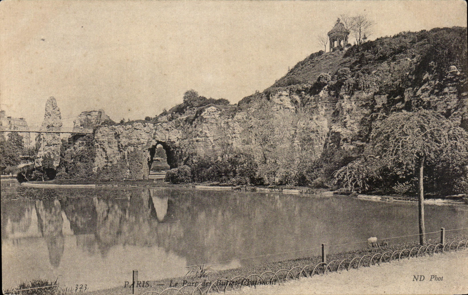 CPA Paris the Park Chaumont Hillocks