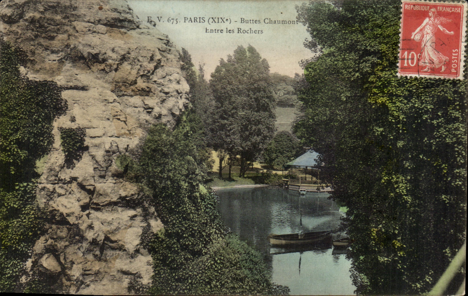CPA Paris Buttes Chaumont Enters the Rocks