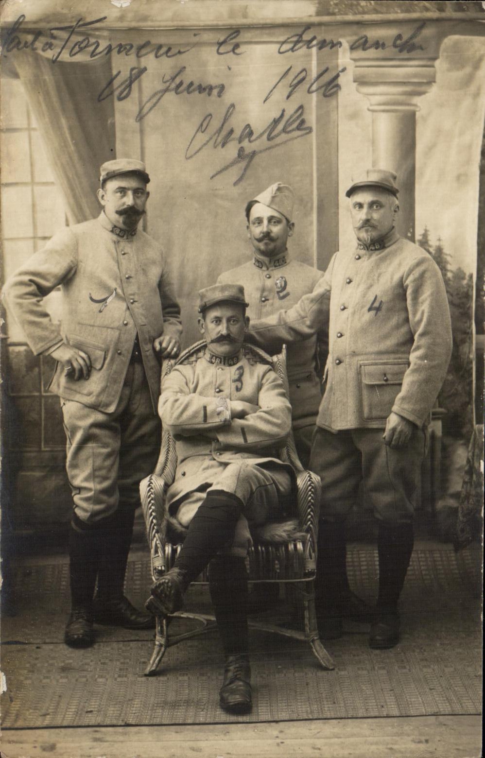 CARTE PHOTO Tonnerre Juin 1916 Miltiaria Soldats