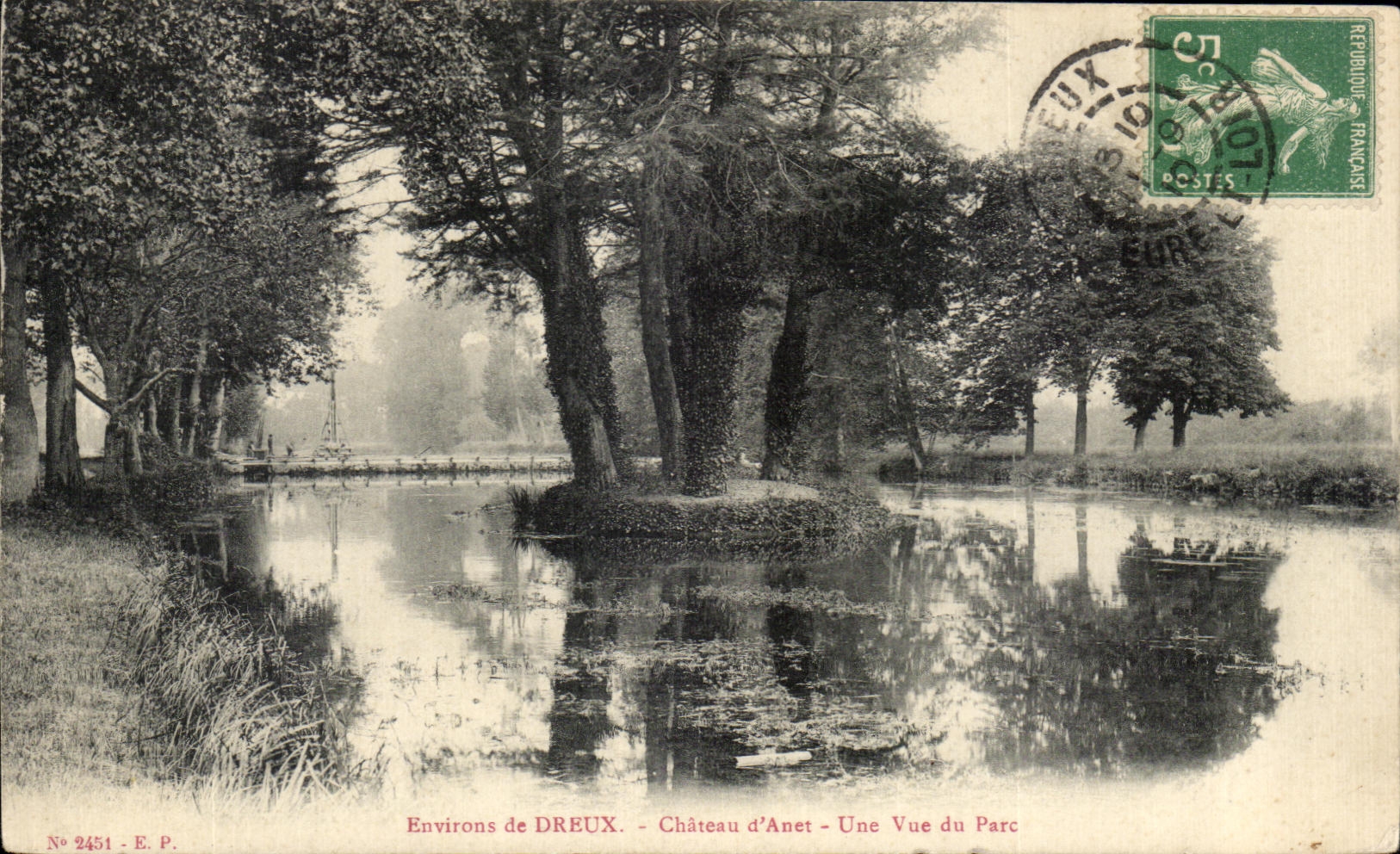 CPA Environs de Dreux Chateau d Anet Une Vue du Parc