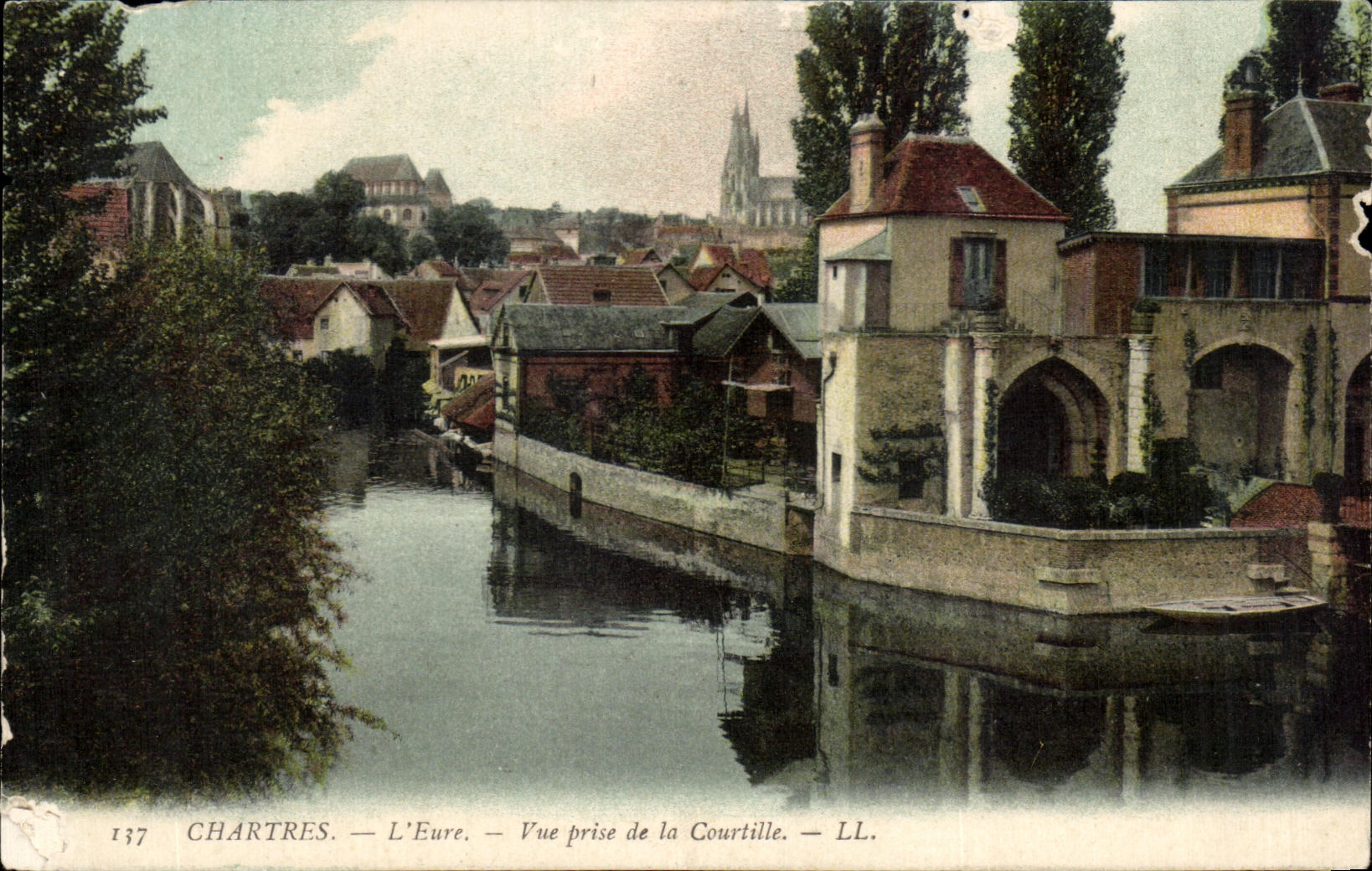 CPA Chartres L Eure Vue prise de la Courtille
