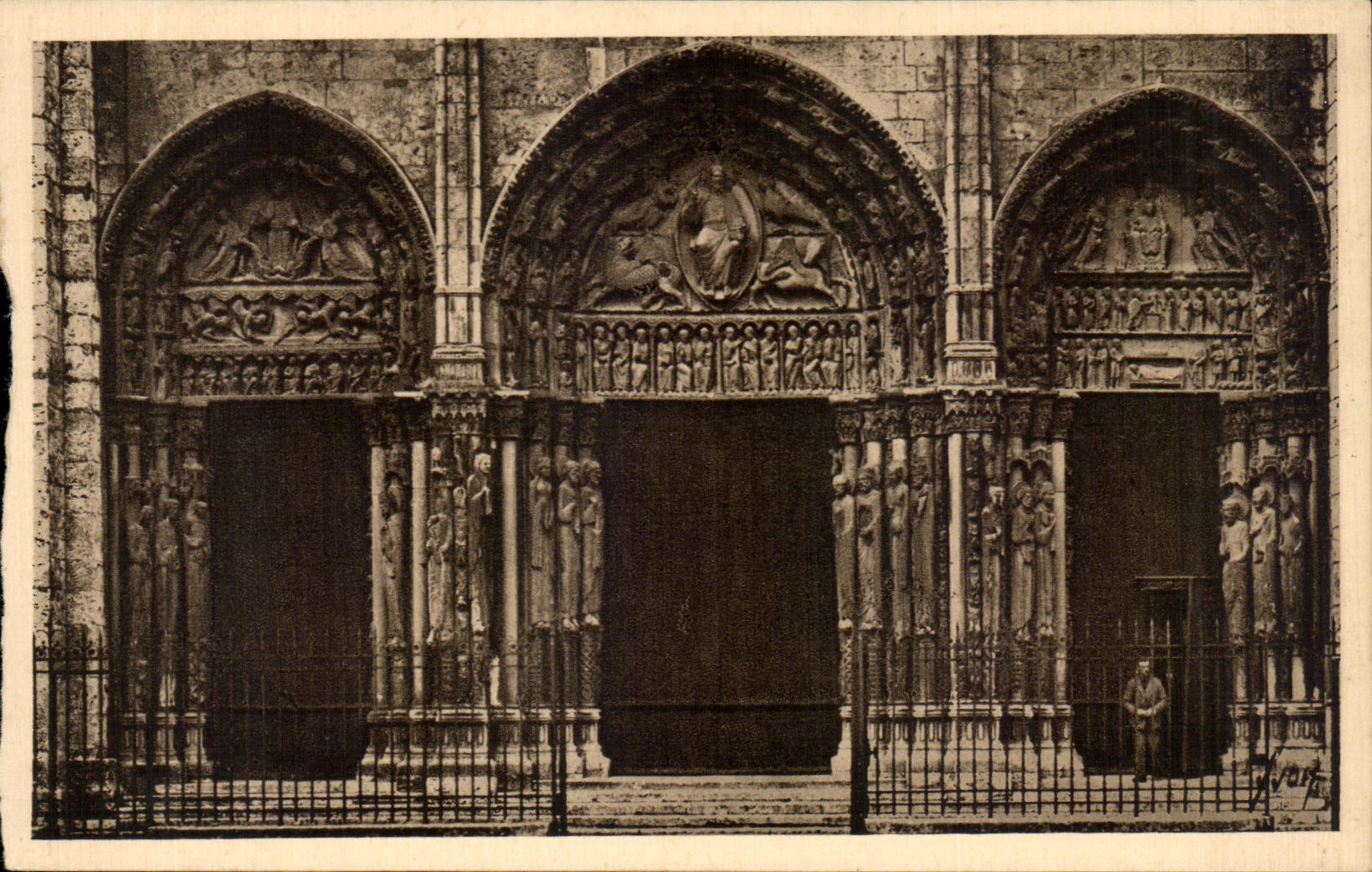 CPA Chartres the Cathedral the Large Gate