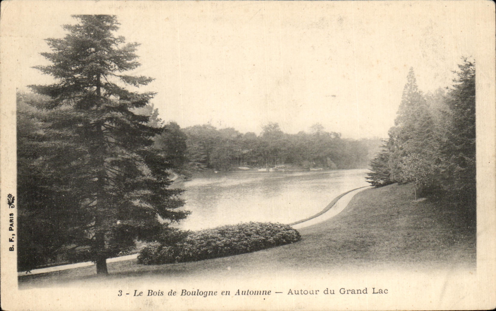 CPA Paris the Bois de Boulogne in Fall Around the Big lake
