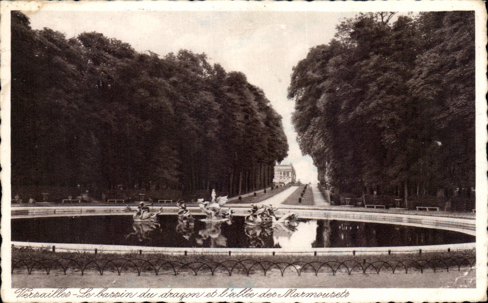 CPA Versalles el lavabo del dragon e ido de Marmousets