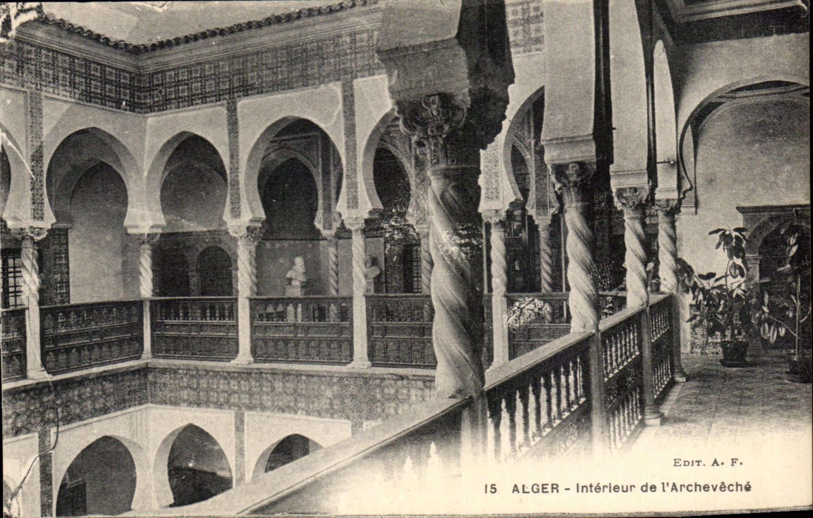Interior de CPA Argel del palacio del arzobispo