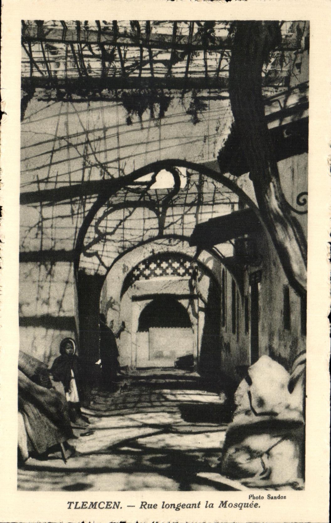 CPA Tlemcen Rue longeant la Mosquee