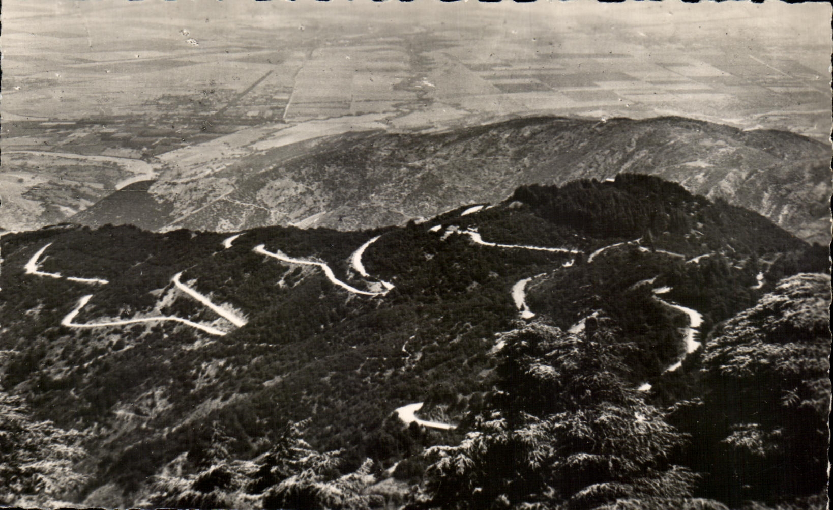 CPA Chrea La Route de Chrea