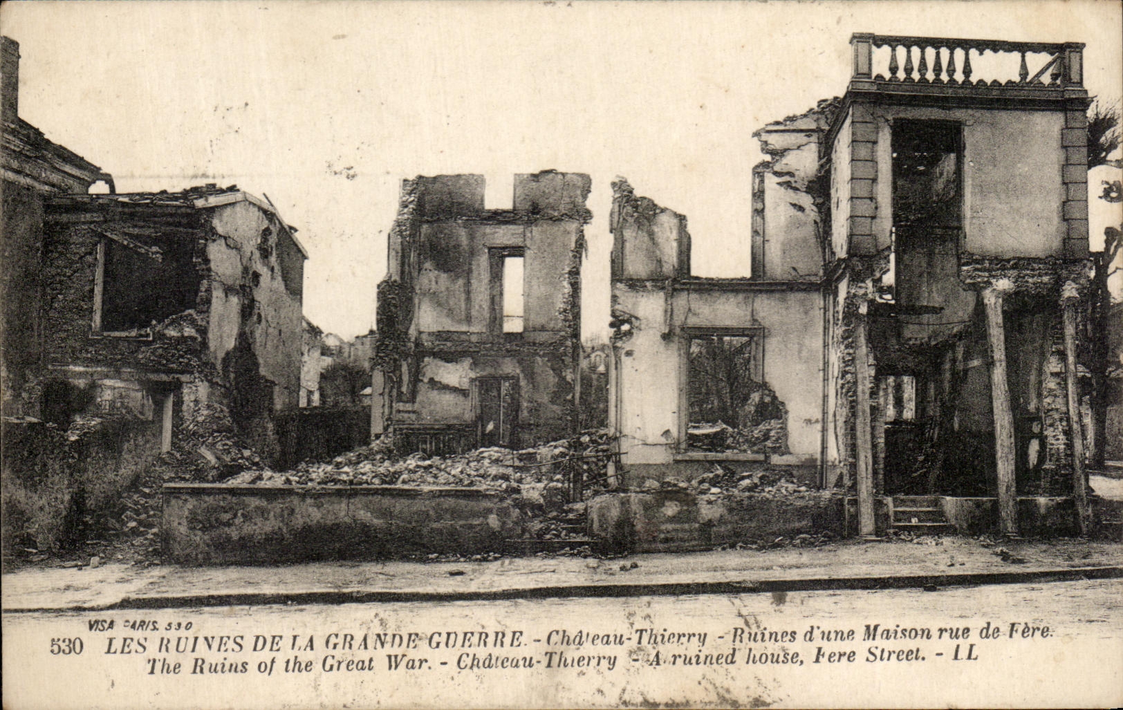CPA Ruins of the Great War Castle Thierry Ruins a House street of Fere Militaria