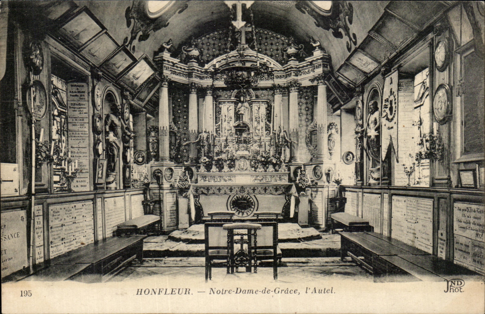 CPA Honfleur Notre Dame de Gradce I Autel