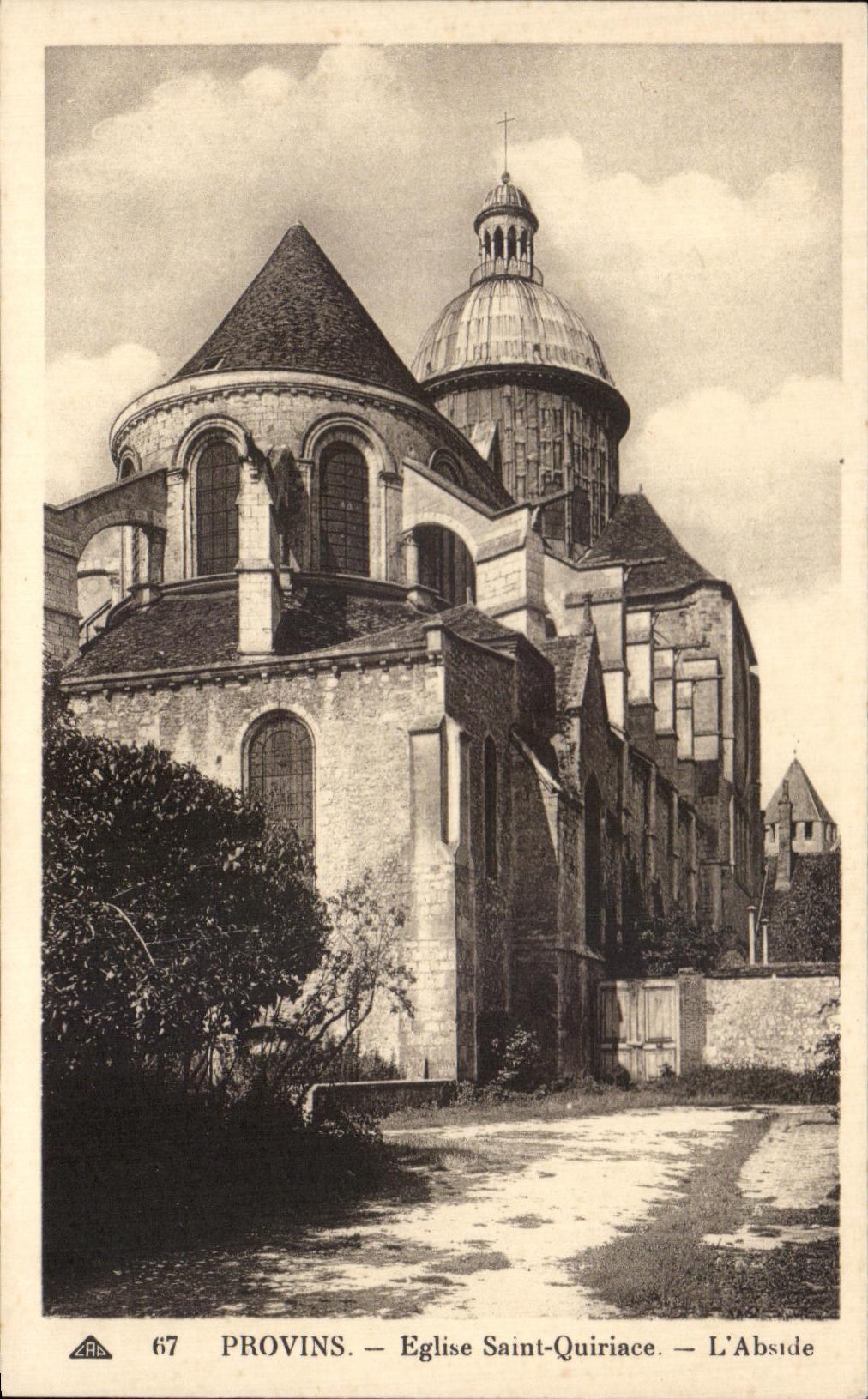 CPA acodado ramifica apse de Quiriace del santo de la iglesia