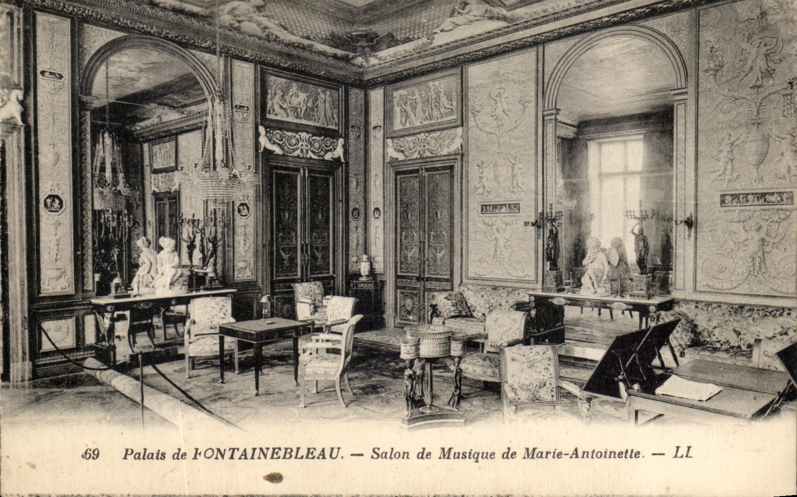 CPA Palais de Fontainebleau Salon de Musique de Marie Antoinette