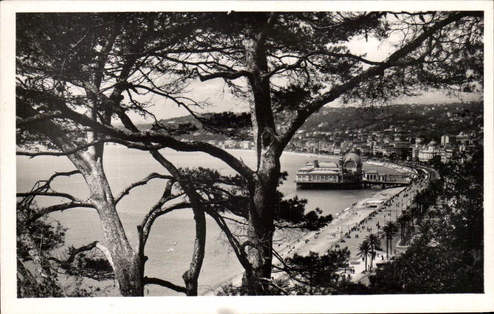 CPA Niza la caminata del embarcadero vista del castillo