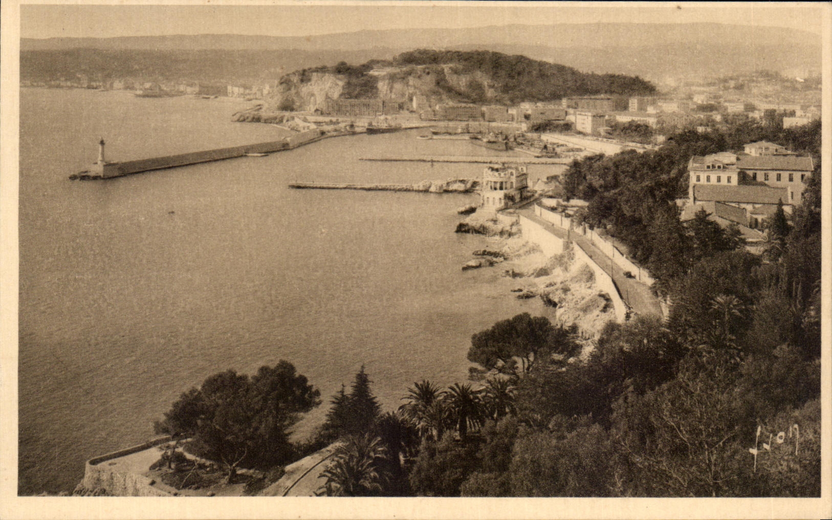 Opinion azul de las dimensiones de CPA Niza y el montaje del boro