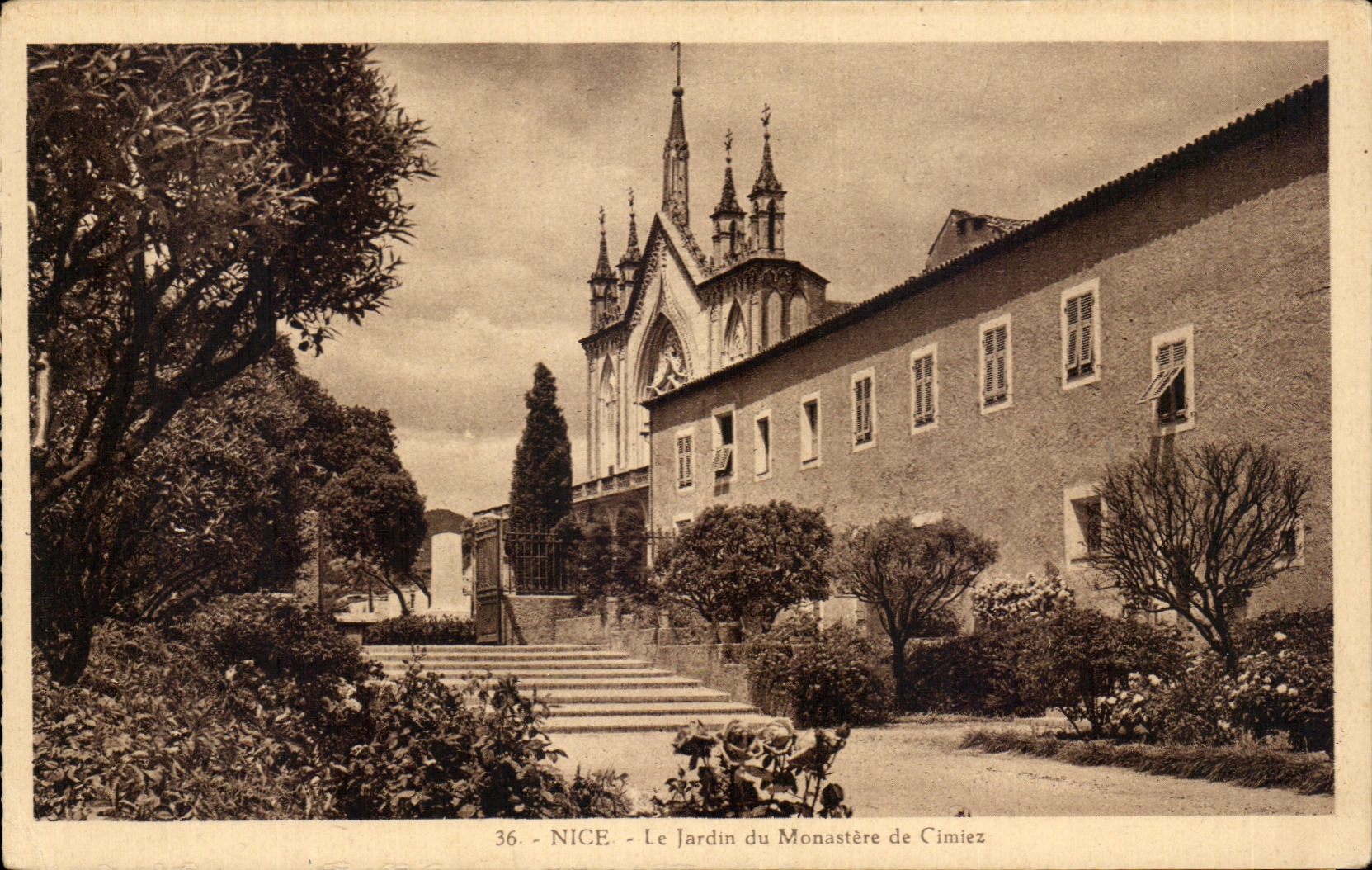 CPA Niza el jardin del monasterio de Cimiez
