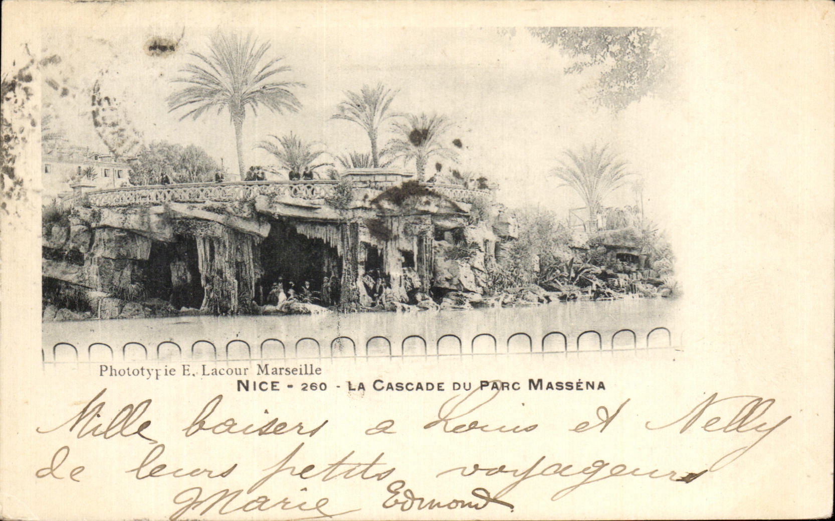 CPA Nice La Casade du Parc Massena