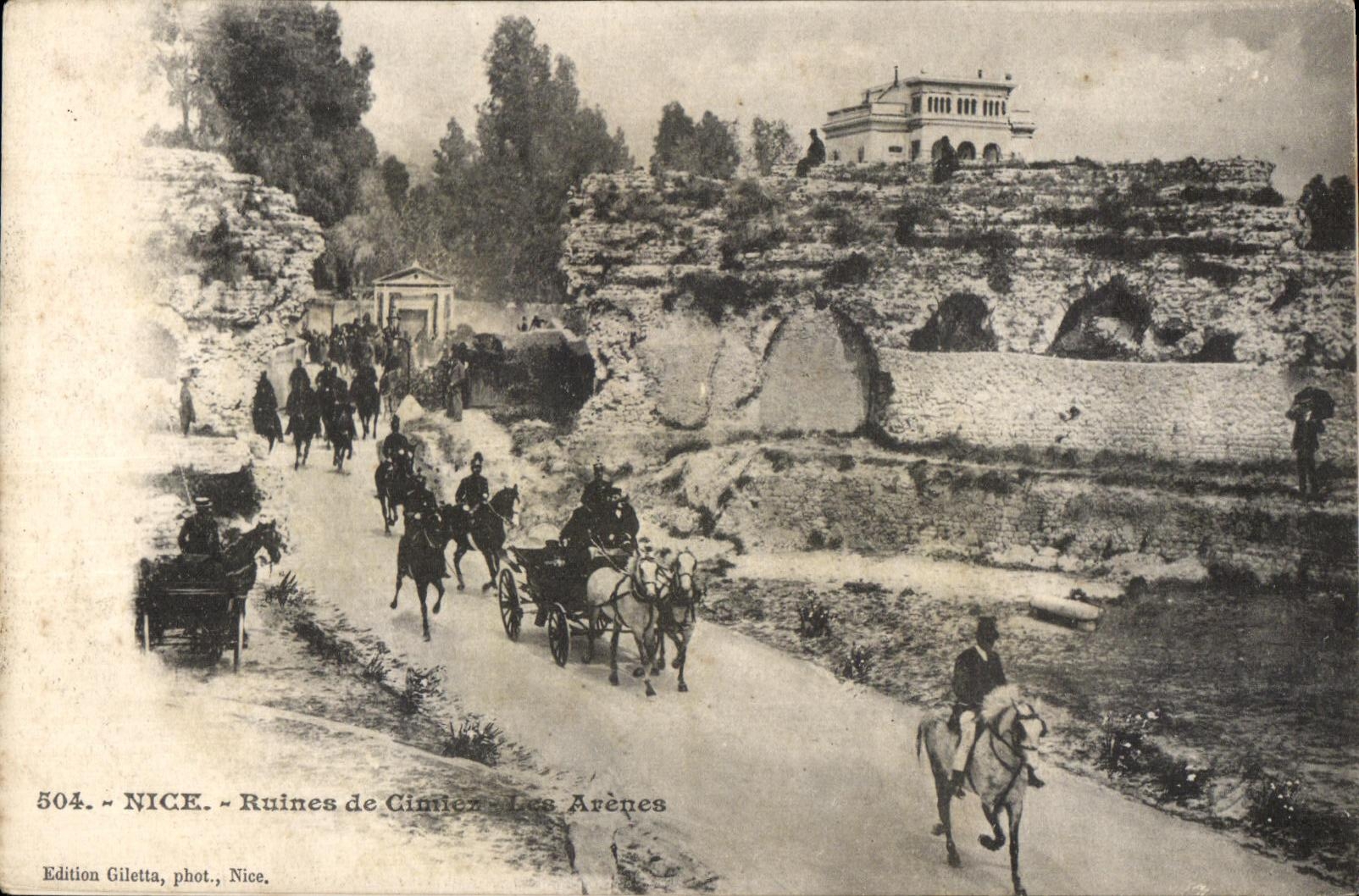 Ruinas de CPA Niza de Comiez el caballo del caballo del birlocho de la arena