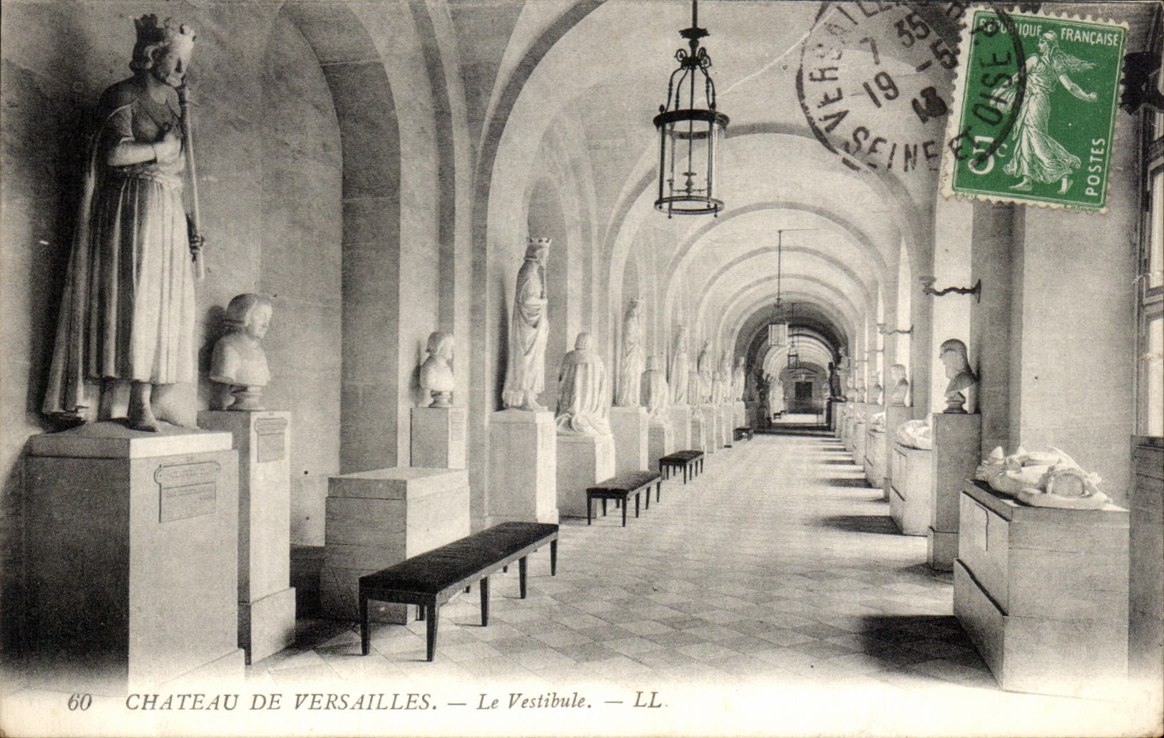 CPA Chateau de Versaillles Le Vestibule
