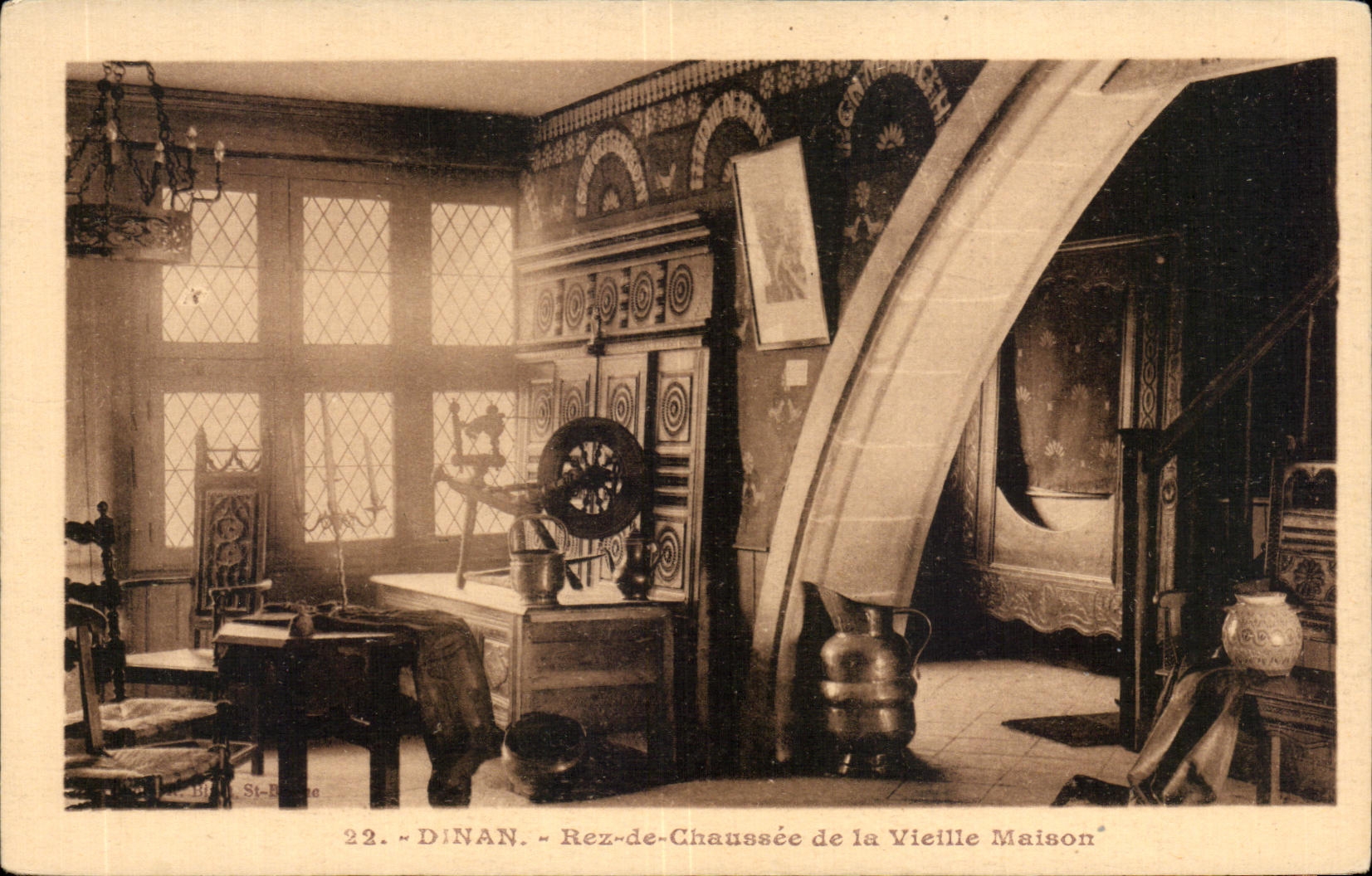 CPA Dinan Rez dde Chaussee de la Vieille Maison