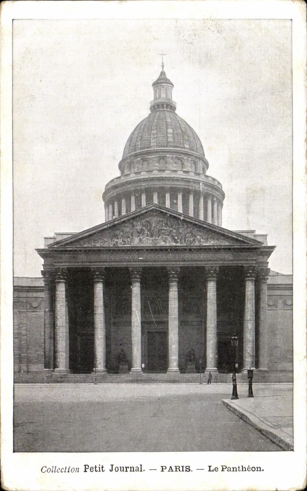 Pequeno Paris periodico de CPA el panteon