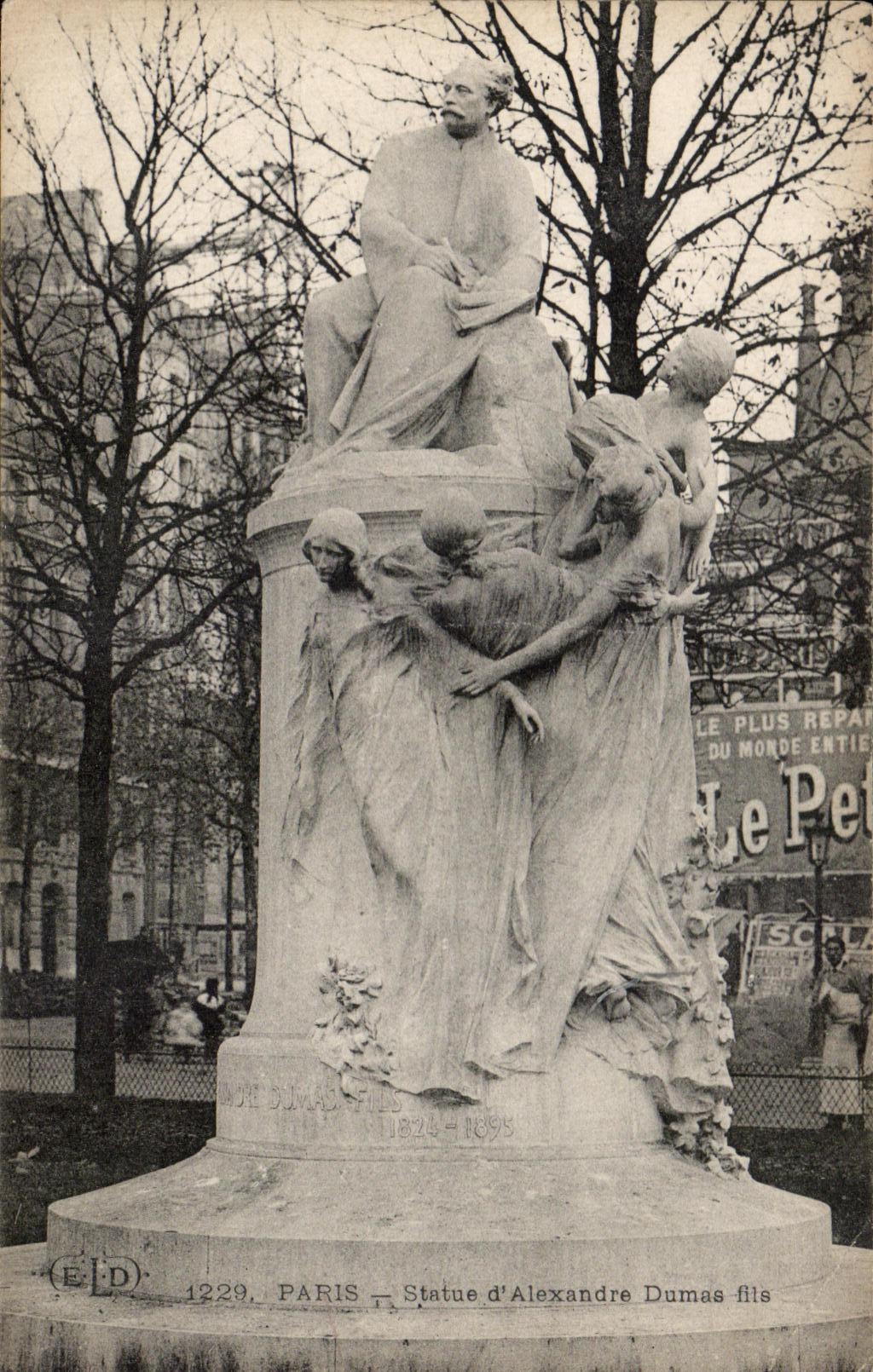 CPA Paris Statue Alexandre Domas wire