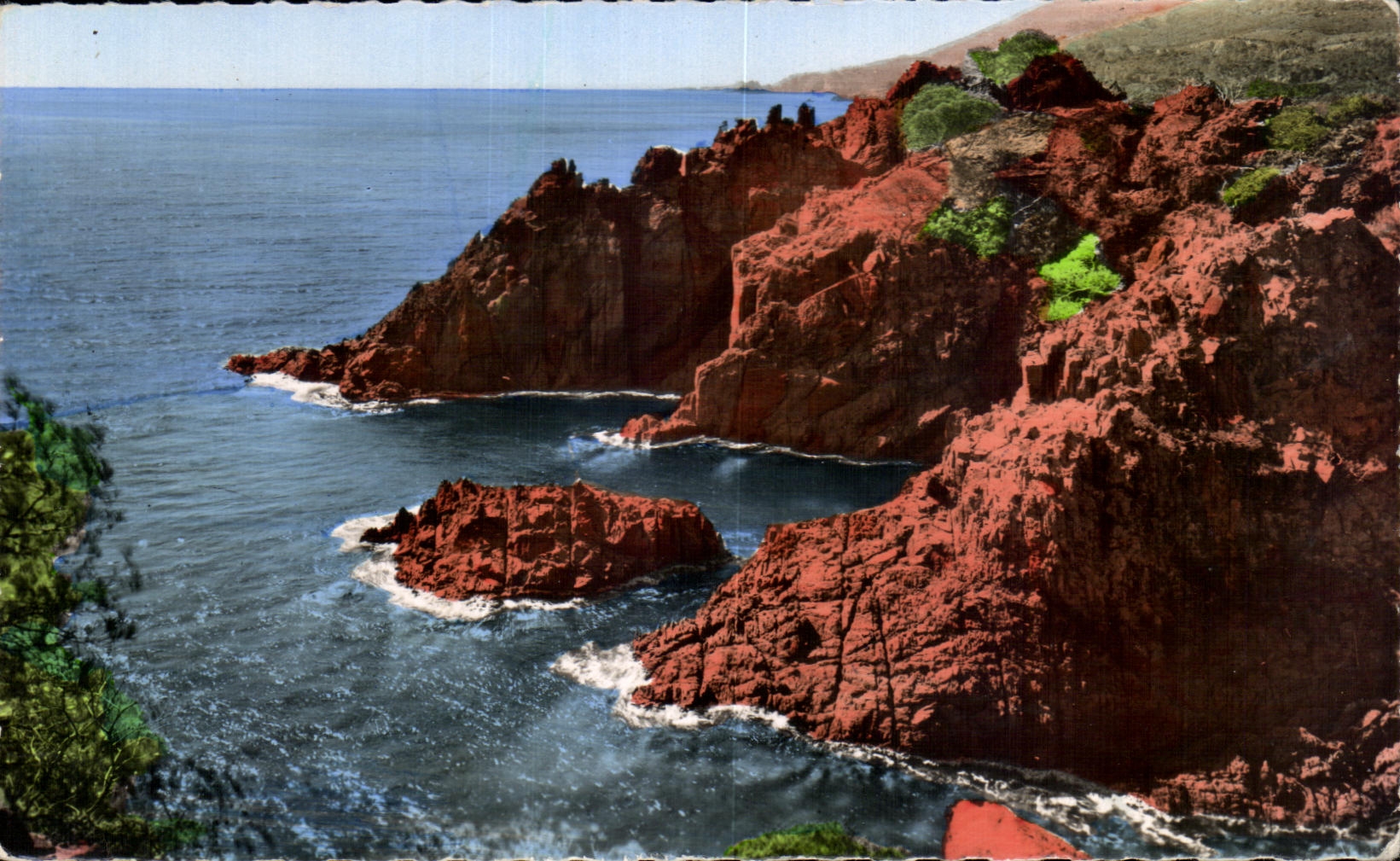 CPA dimensiona el azul de Falaises de Esterel