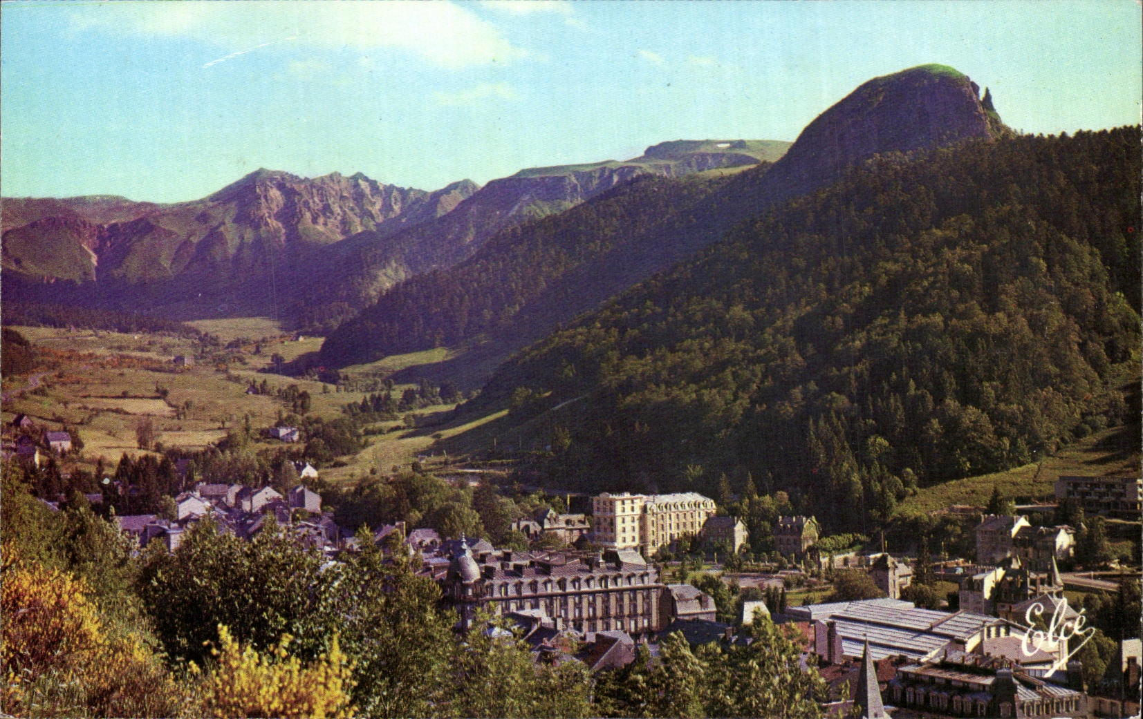 CPA the Mount Gilds View towards the Capuchin and Sancy