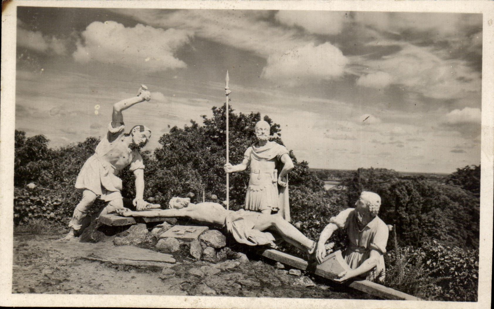 CPA Calvaire of Pontchateau the Way of Cross XI Station Jesus east nails with the cross