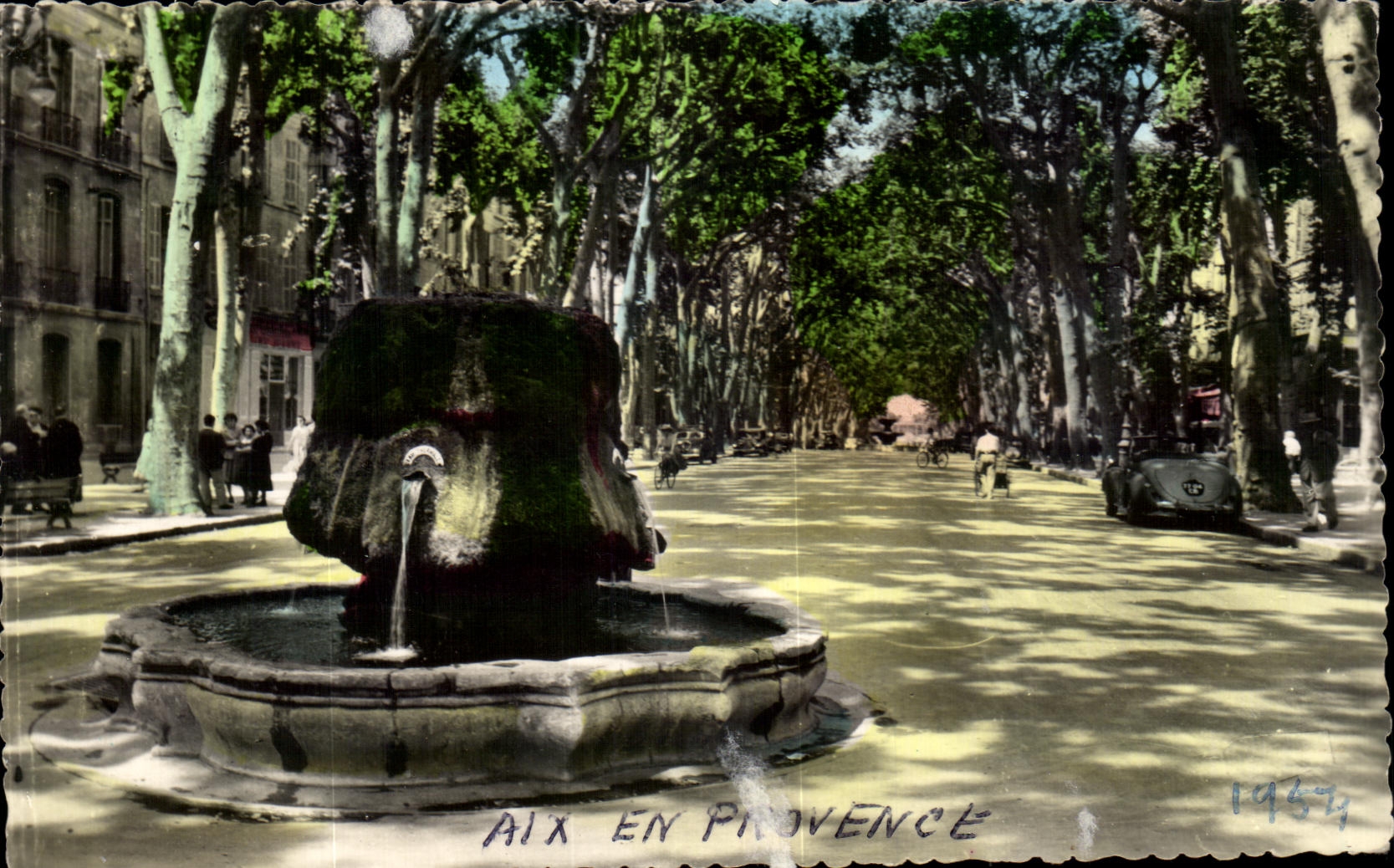 CPA La City Du Roy Rene Aix en Provence Fontaine Thermale sur le cours Mirabeau