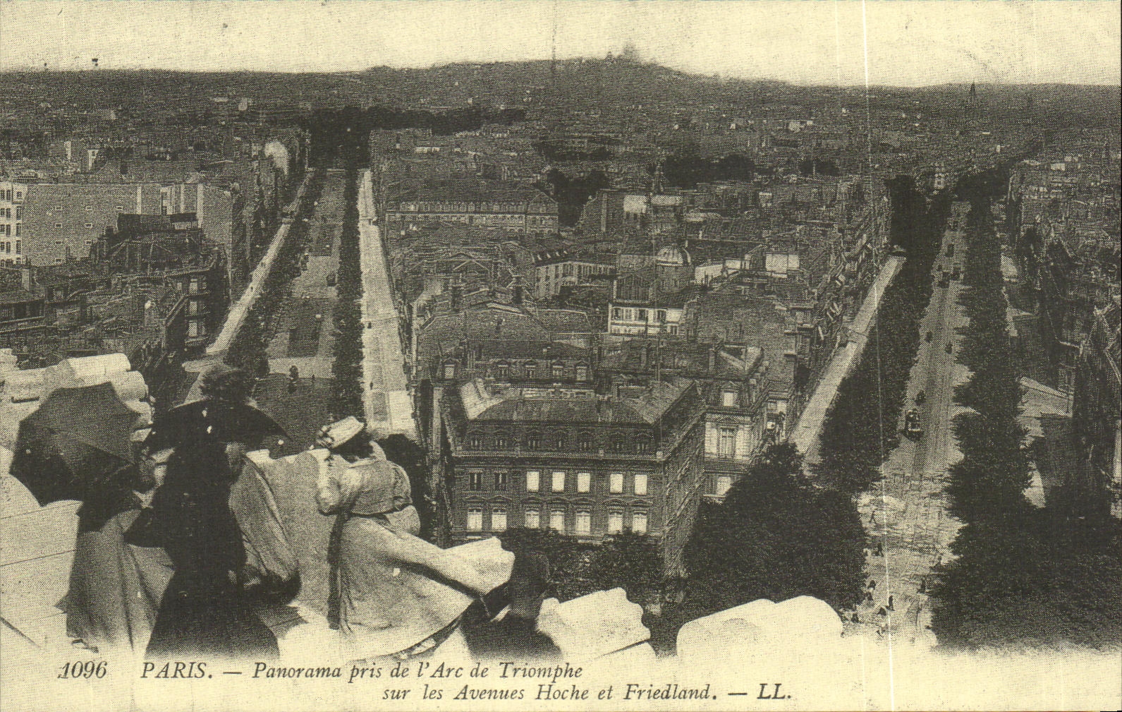 Panorama de REPRO Paris tomado del arco de I de Trimphe en las sacudidas y el Friedland de las avenidas