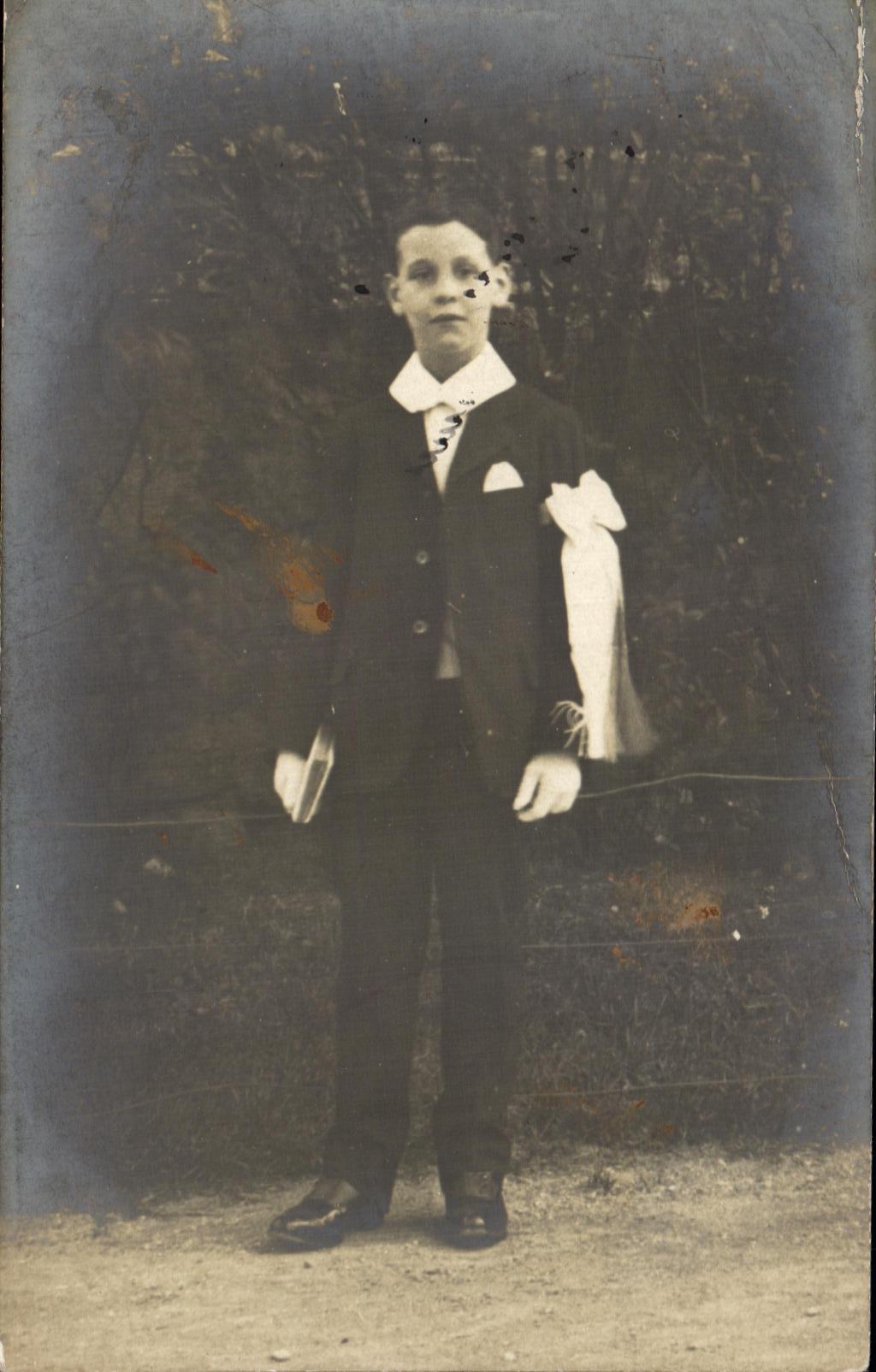 CARTE PHOTO Jeune garcon 