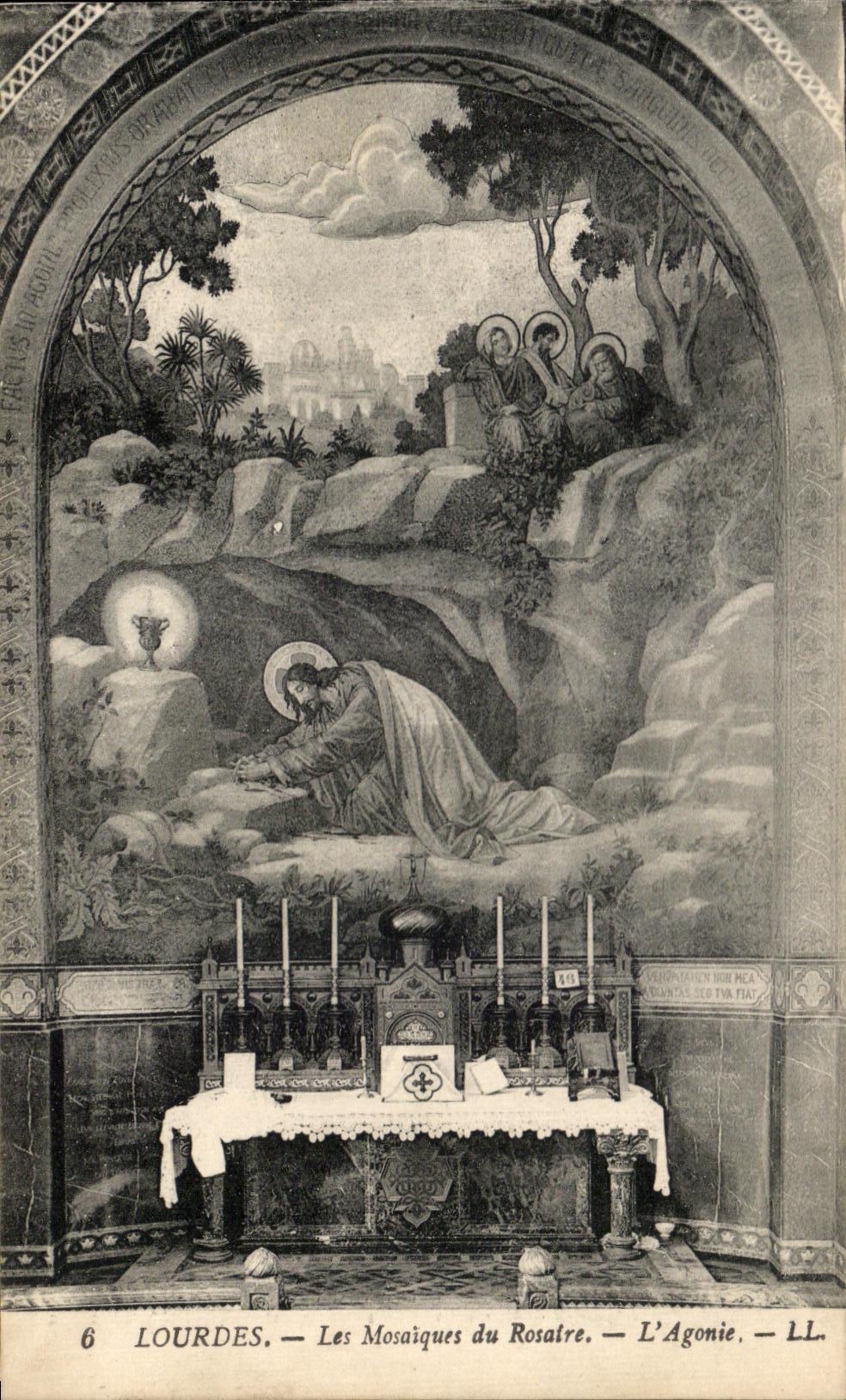 CPA Lourdes Les Mosaiques du Rosaire L Agonie