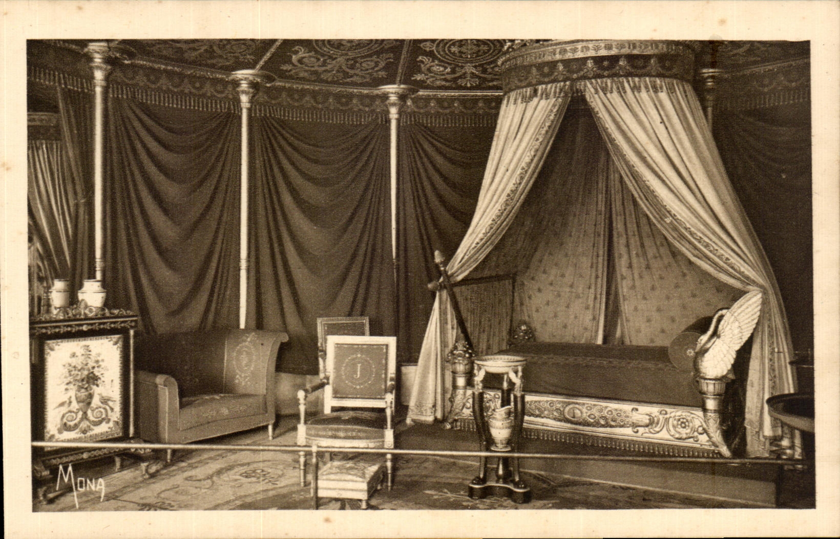 CPA Castle Of Malmaison Room of lmperatrice Josephine which died there on May 29th 1814 The Empress Josephine S bed room young stag she dead the May 29 TH 1814