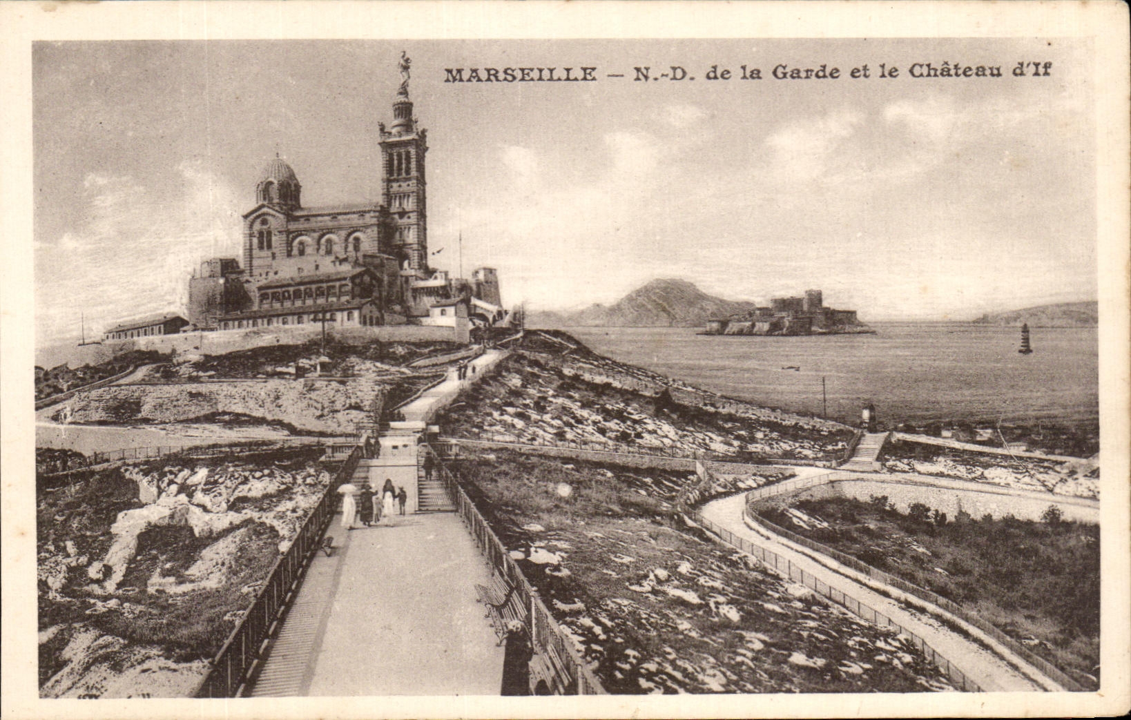 CPA Marseille N D de la Garde et le Chateau d If
