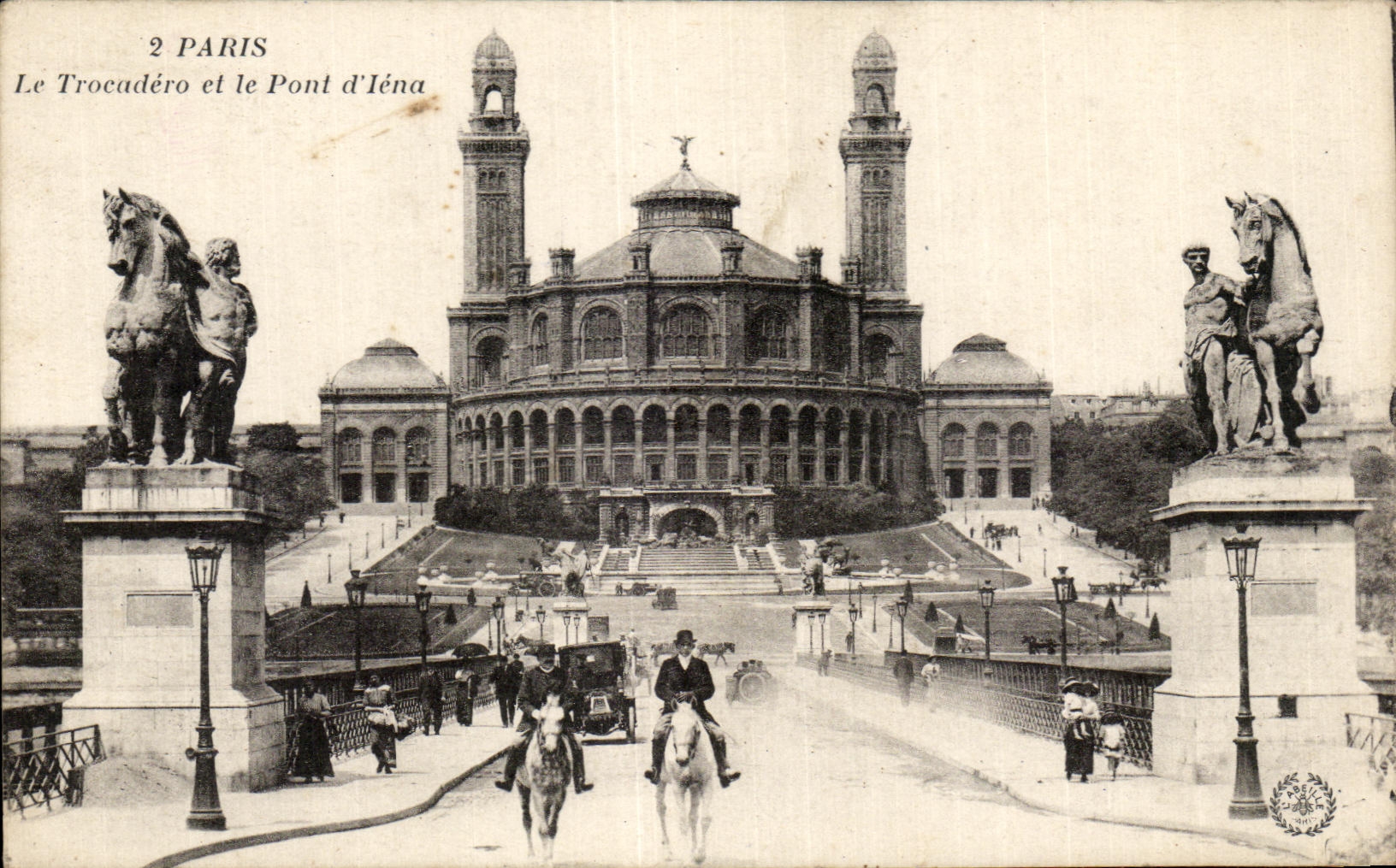 CPA Paris Trocadero and the Bridge Iena