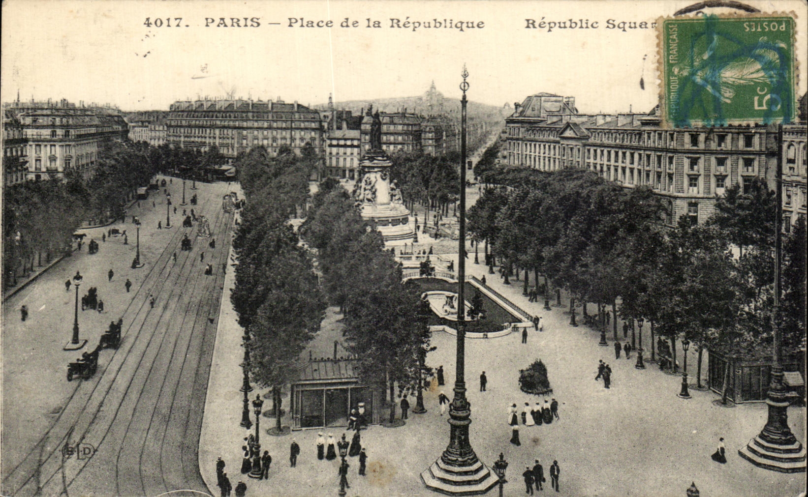 CPA Paris Place de la Republique Republic Sque