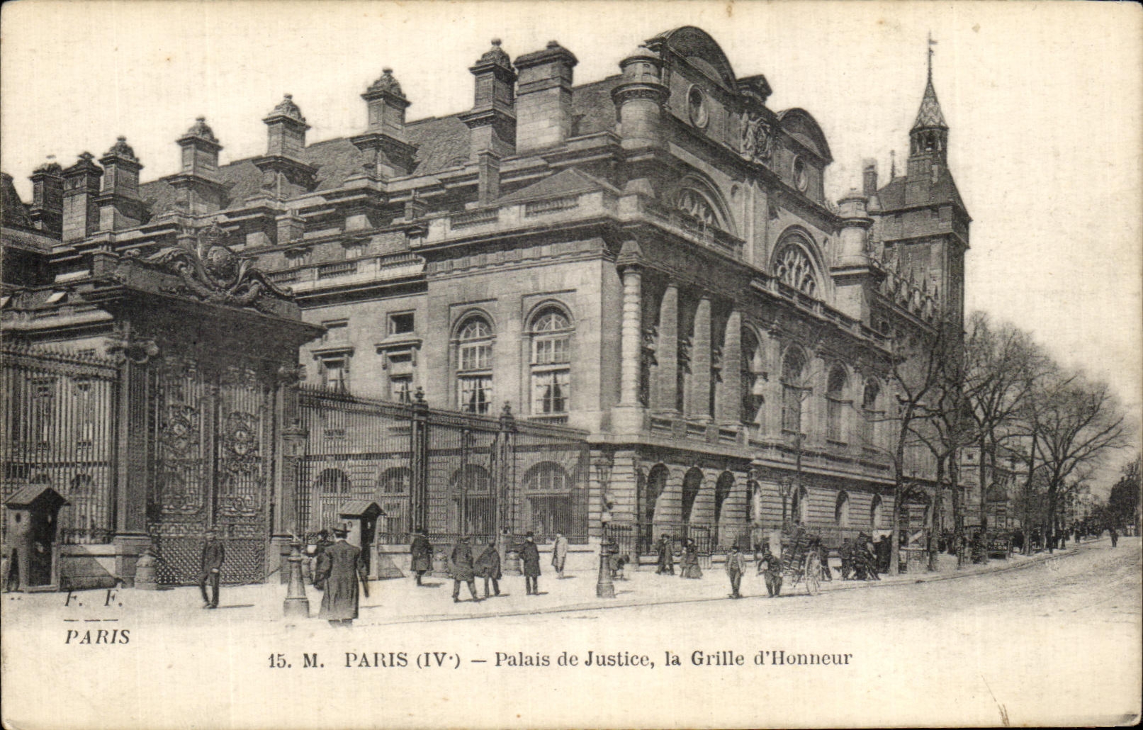 CPA Paris Palais de Justice la Grille D Honneur