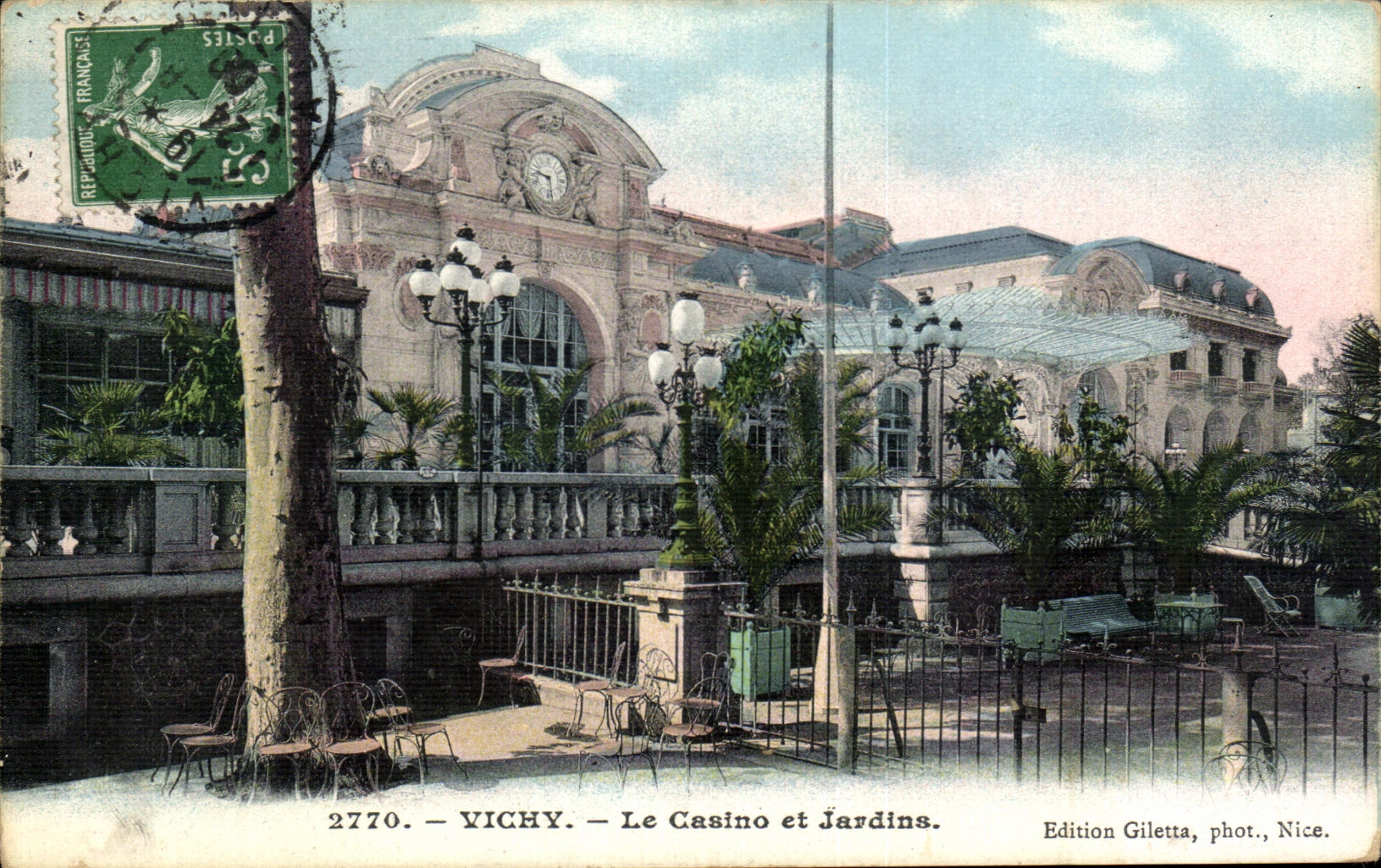 CPA Vichy Le Casino et Jardins