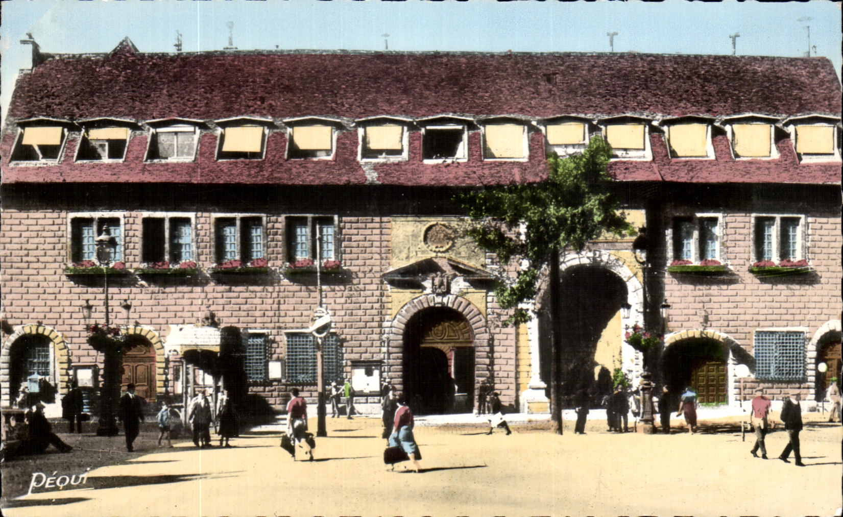 CPA Besancon les Bains L Hotel de Ville