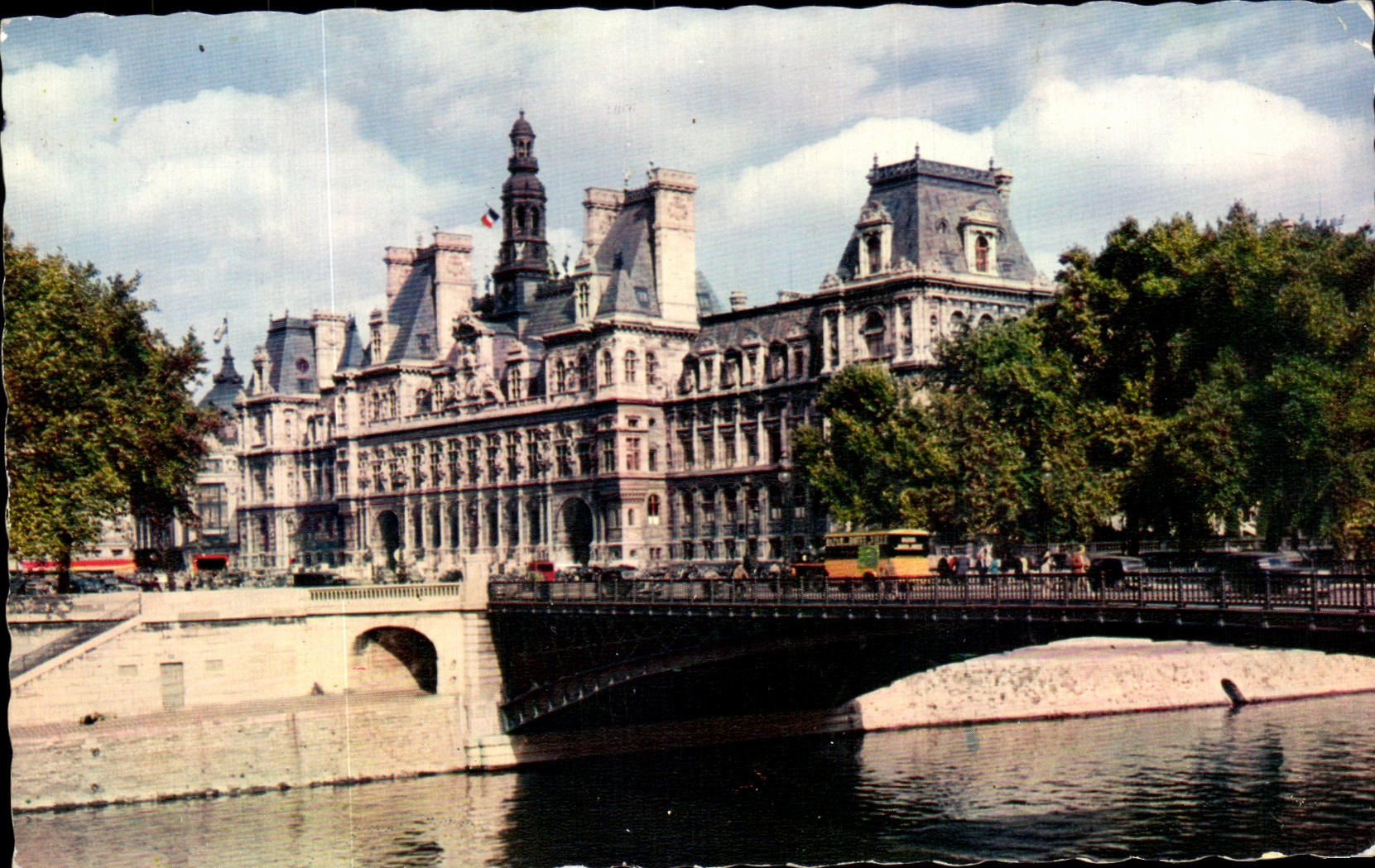 CPSM Paris L Hotel de Ville Mansion House